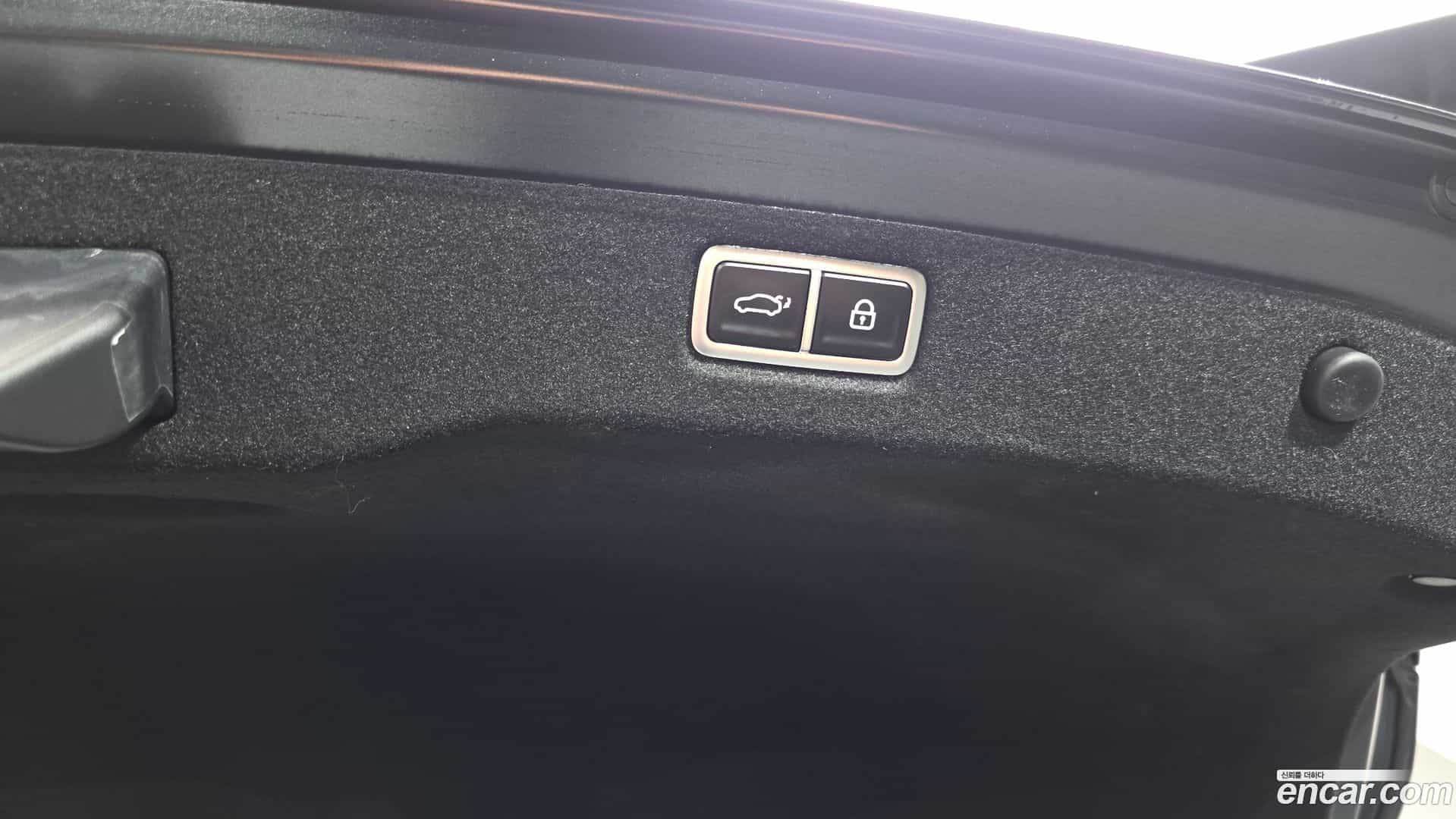 Sonata Hyundai 2023.10-OPTION-044