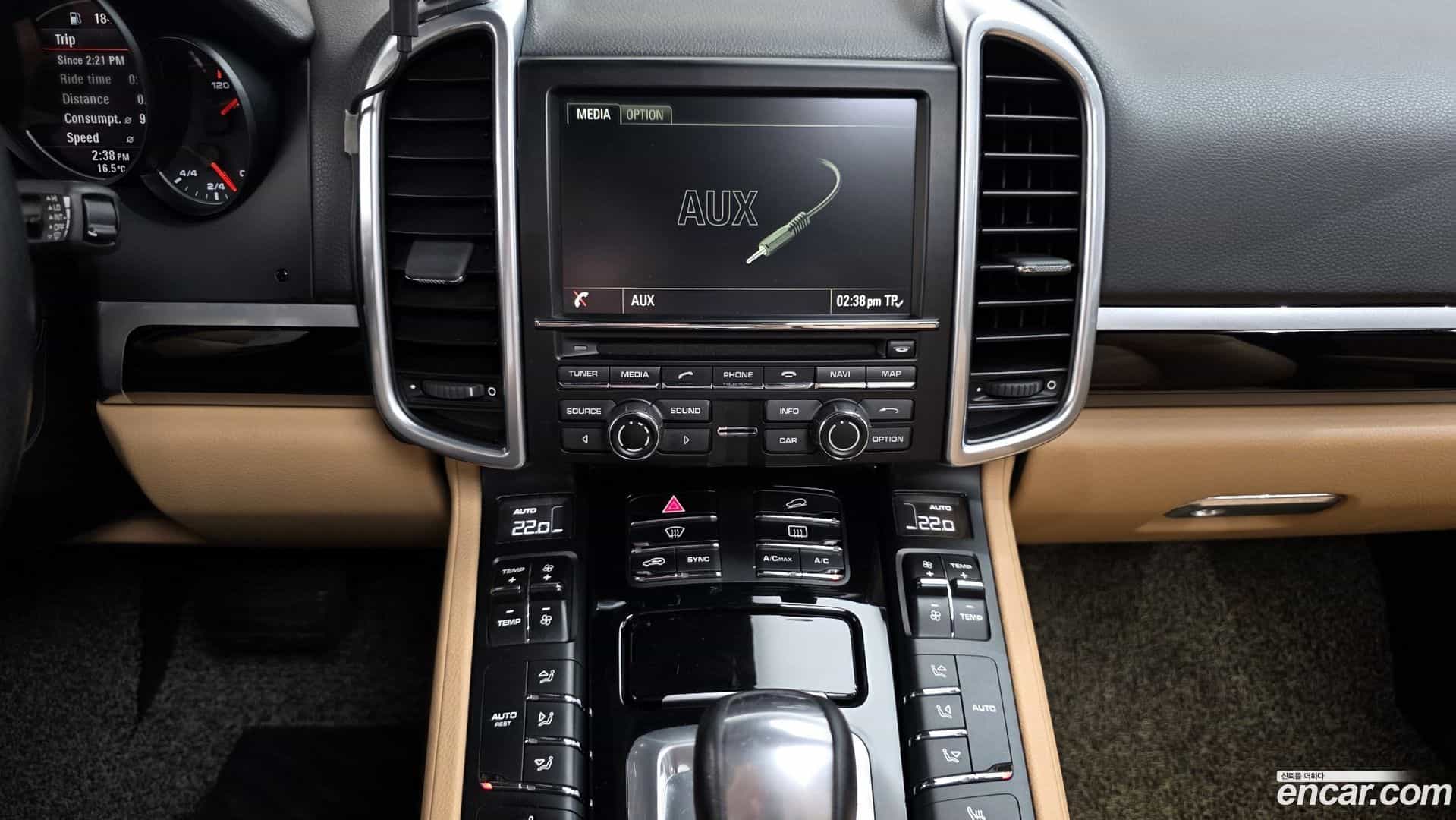 Cayenne Porsche 2016.10-OPTION-018