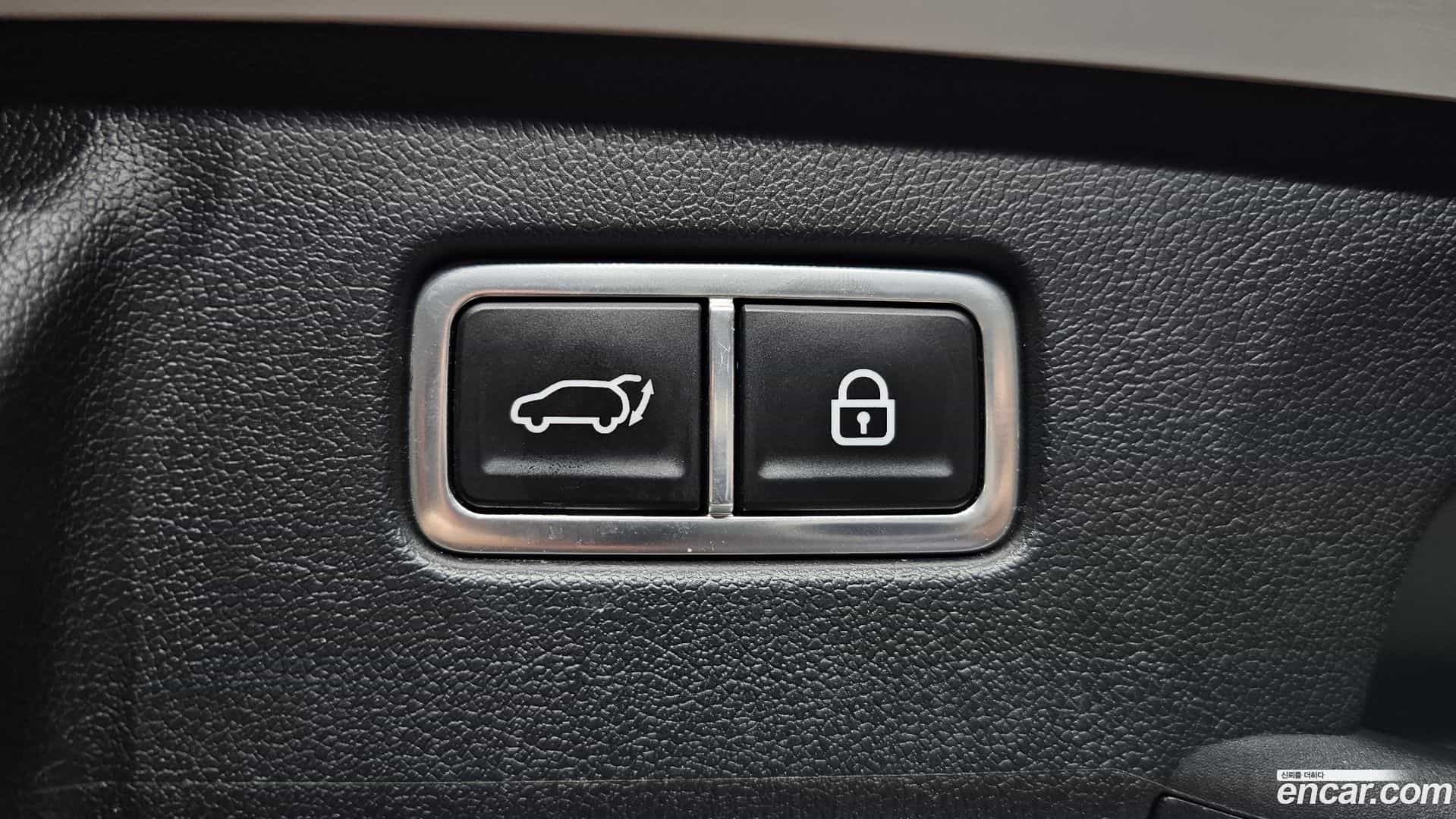 Sorento Kia 2020.4-OPTION-024