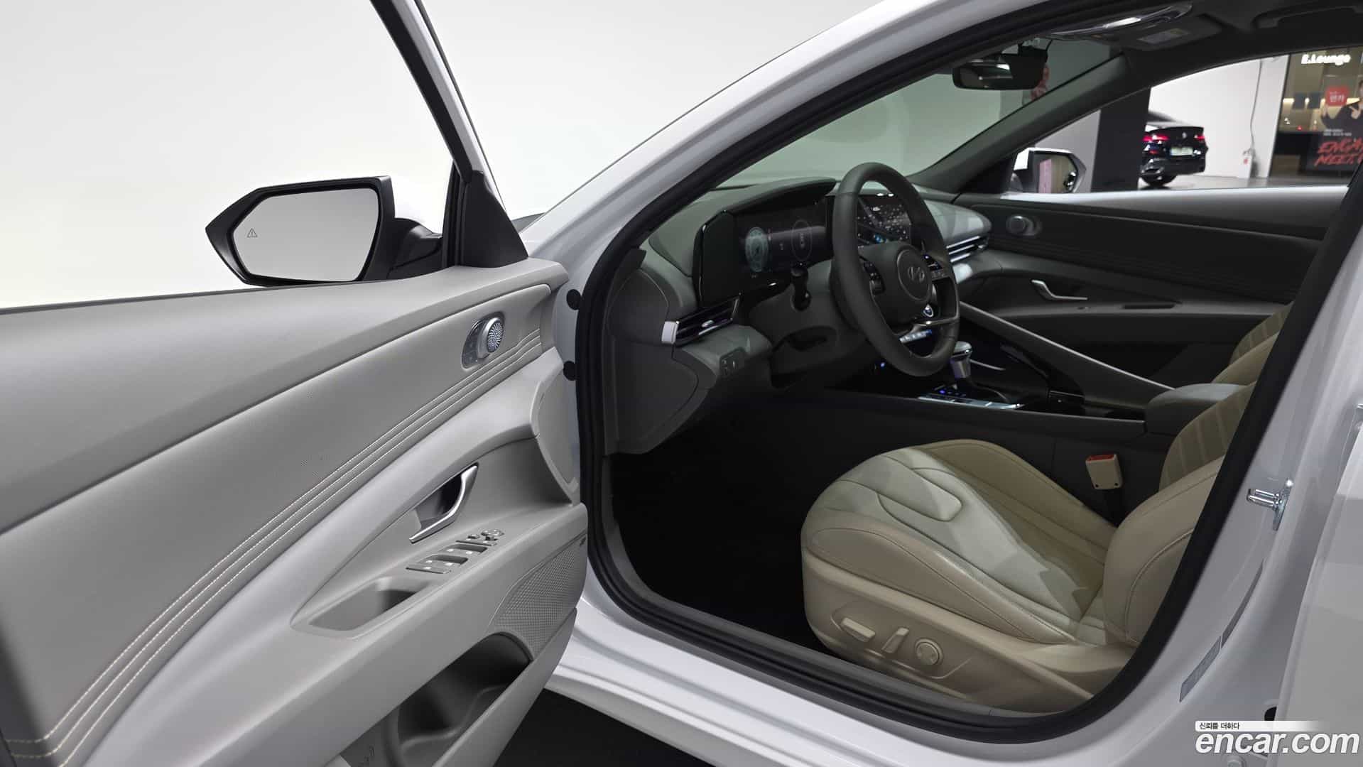 AVANTE Hyundai 2025.8-INNER-010