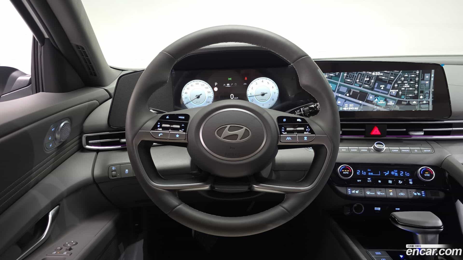 AVANTE Hyundai 2025.8-OPTION-016