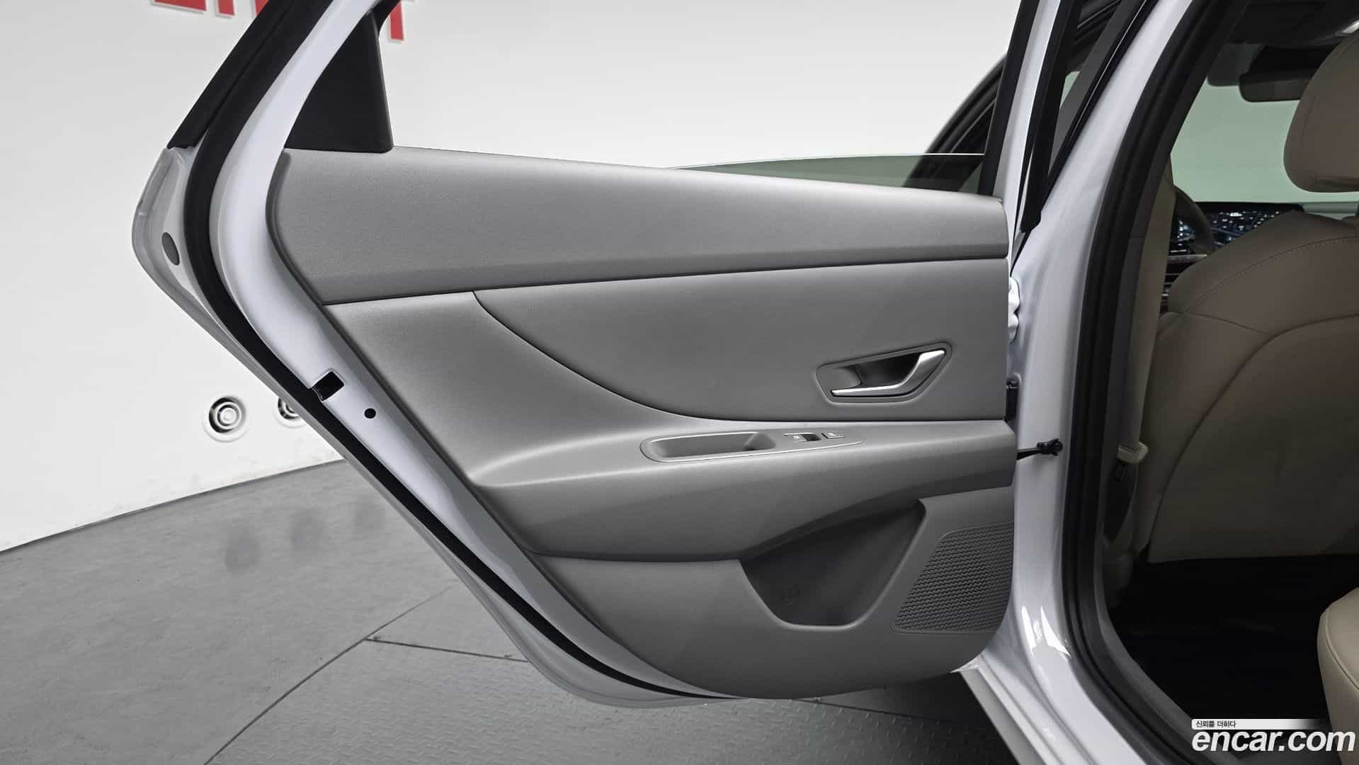 AVANTE Hyundai 2025.8-INNER-035