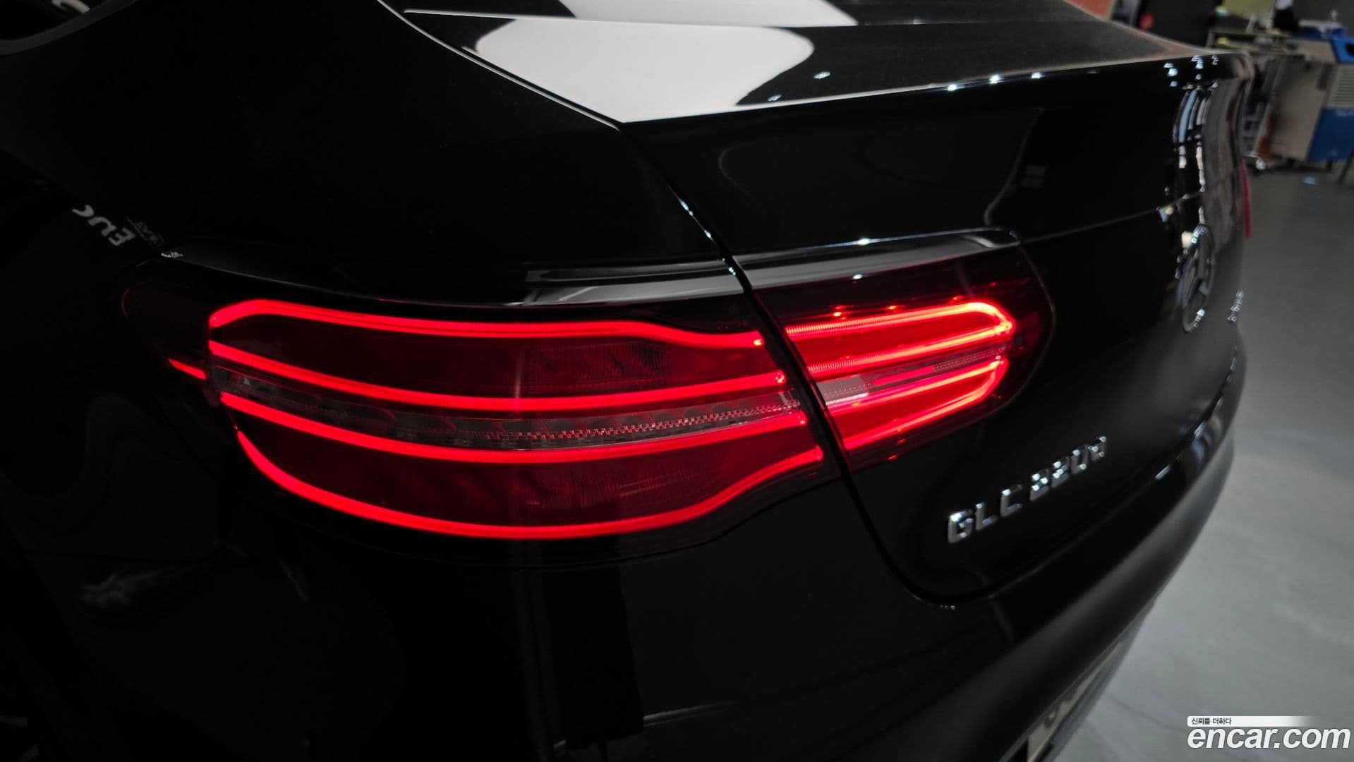 Main__Slider__Photo:GLC-Class Mercedes-Benz 2017.4-22