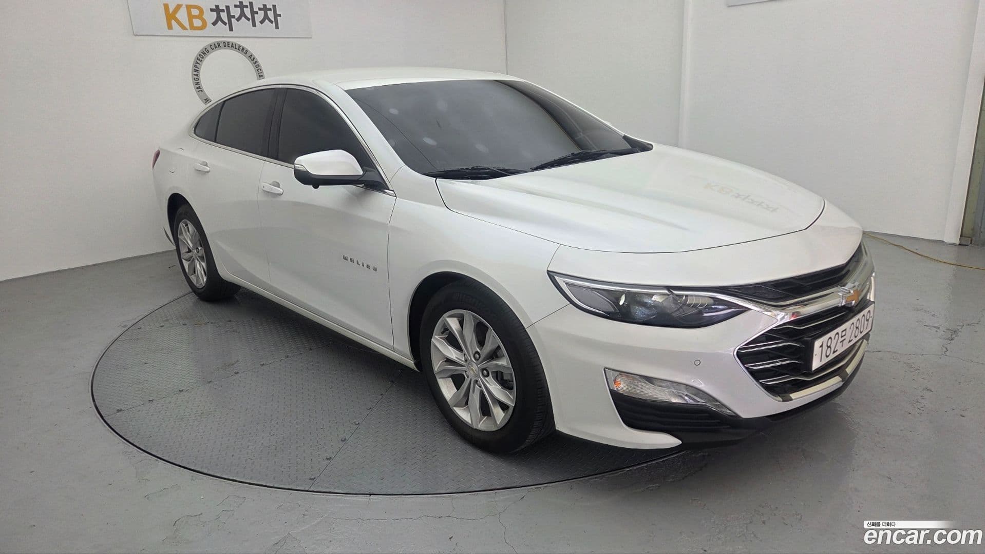 Main__Slider__Photo:Malibu Chevrolet 2020.10-0