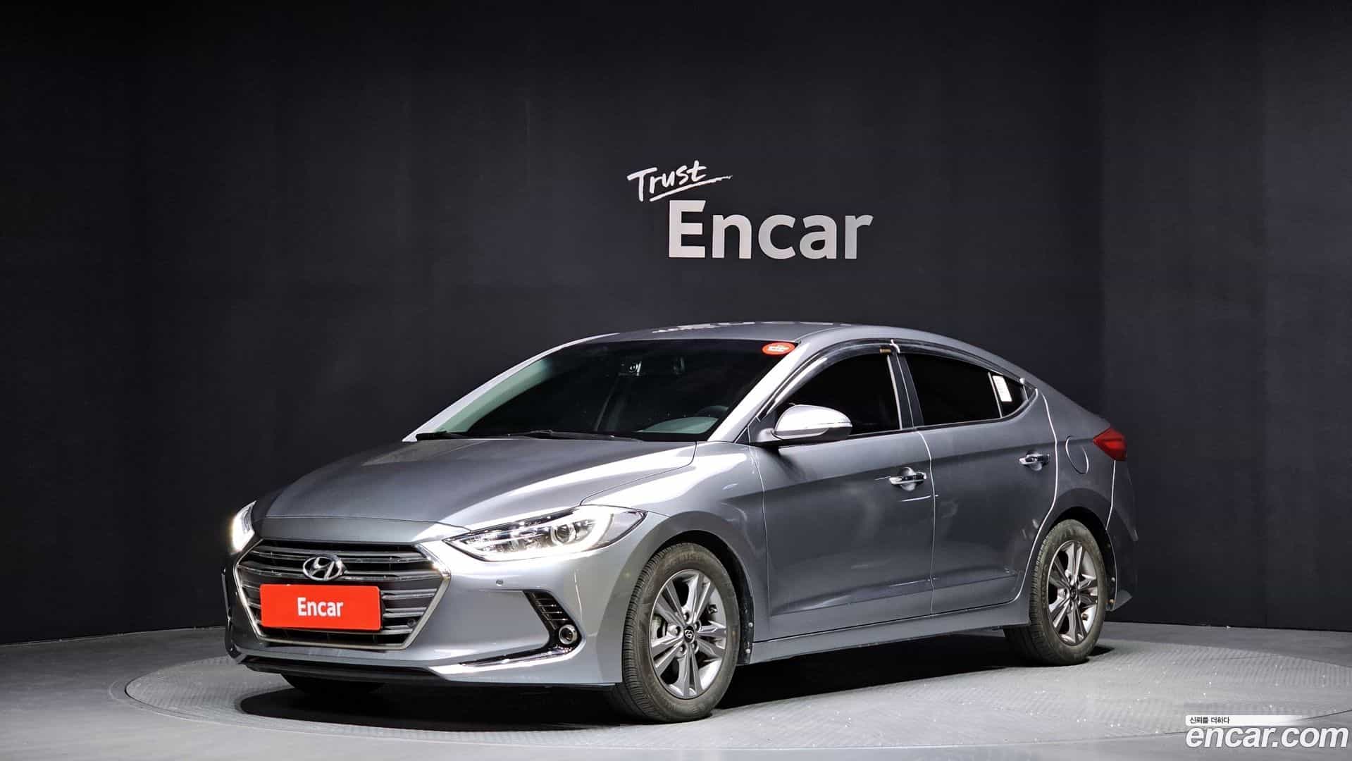 AVANTE Hyundai 2018.1-OUTER-001