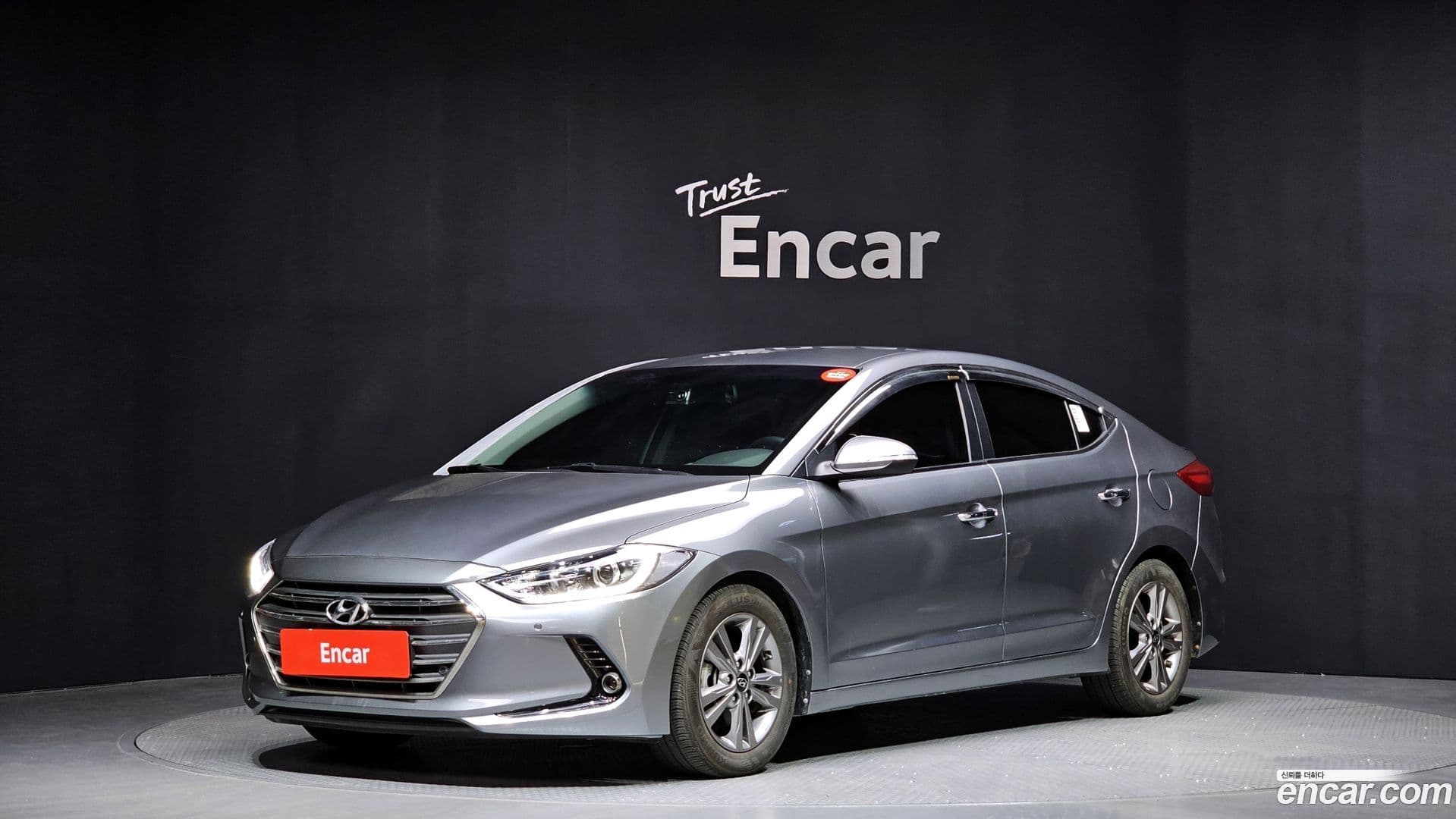 Main__Slider__Photo:AVANTE Hyundai 2018.1-0