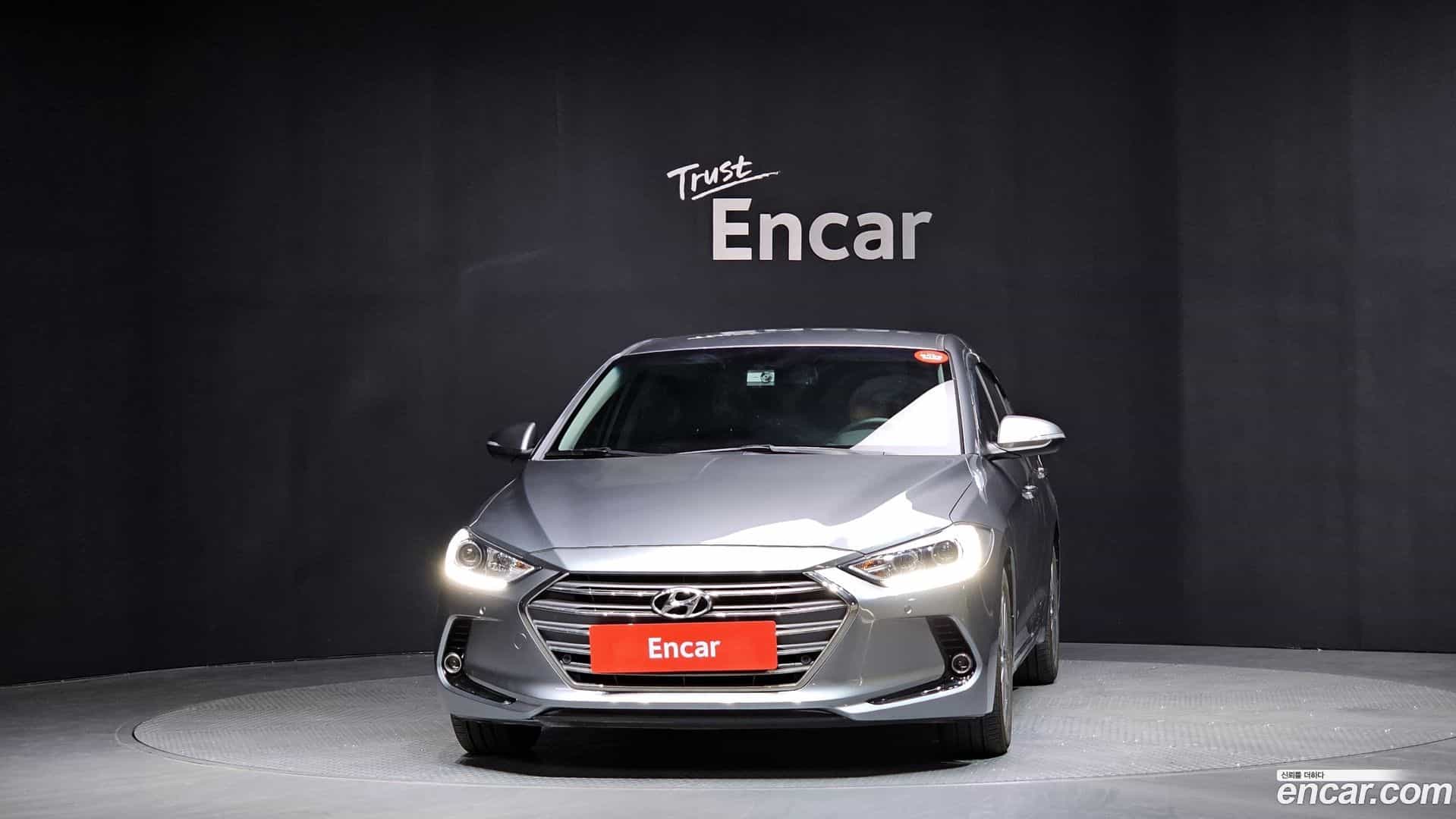 AVANTE Hyundai 2018.1-OUTER-003