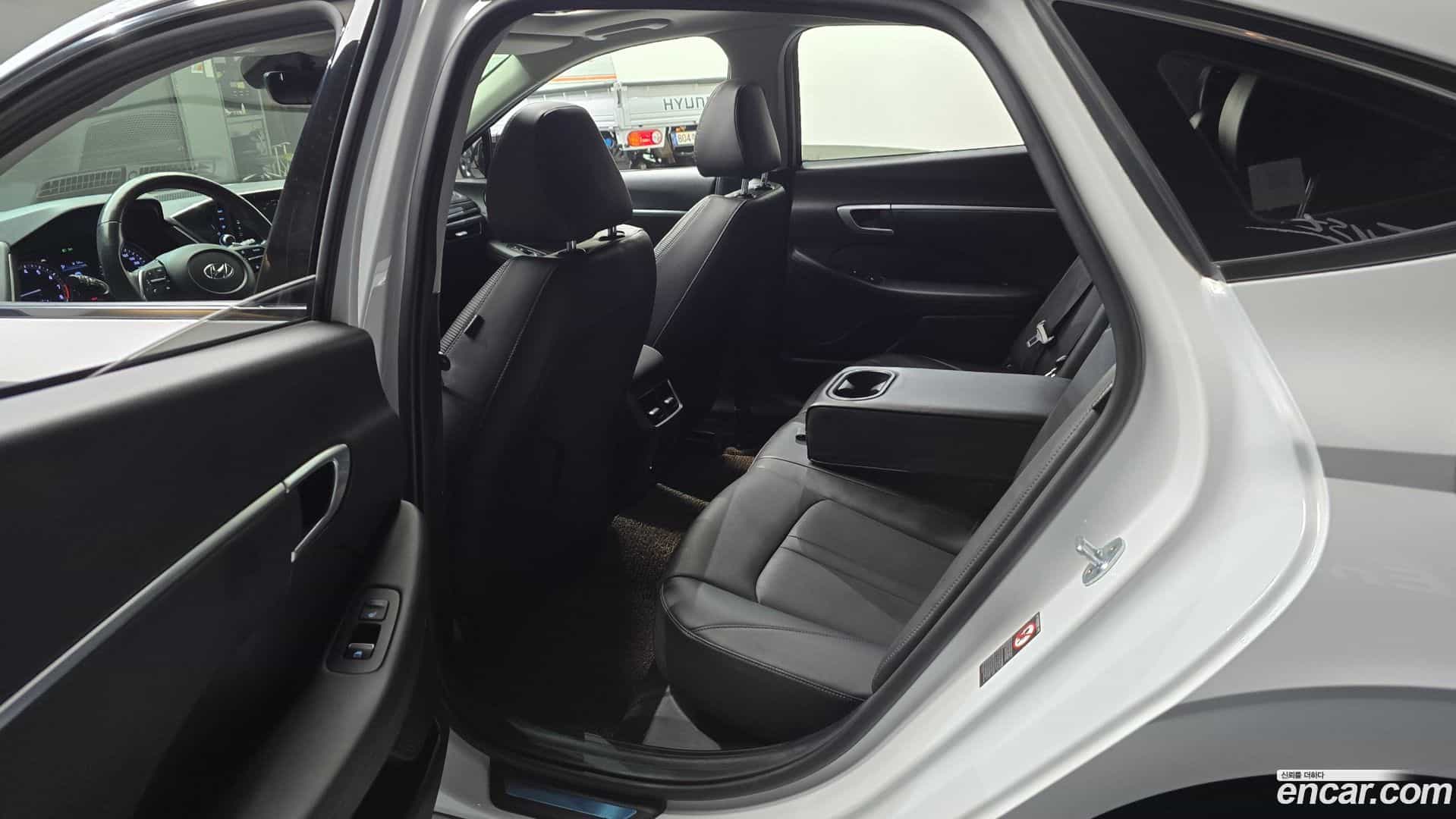 Sonata Hyundai 2019.7-OPTION-015