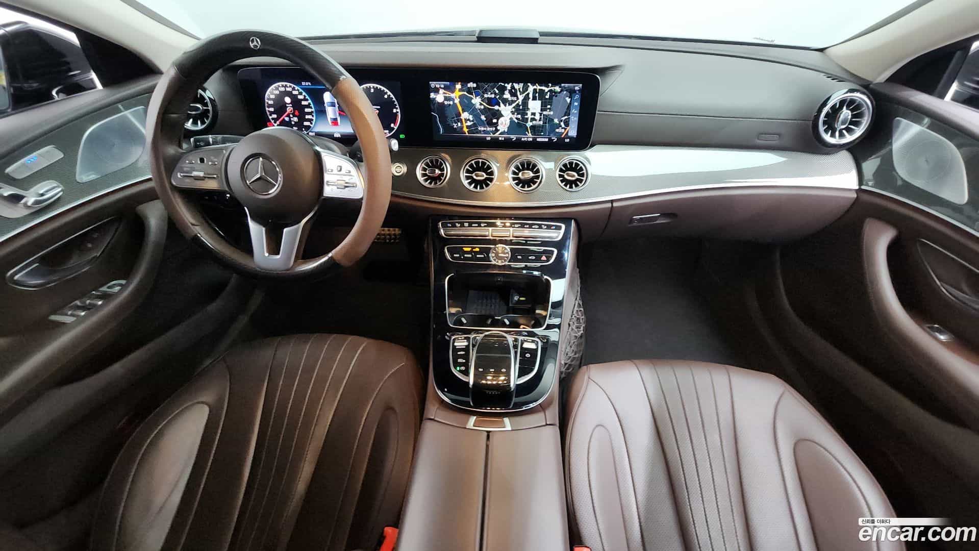 CLS-Class Mercedes-Benz 2018.11-INNER-007