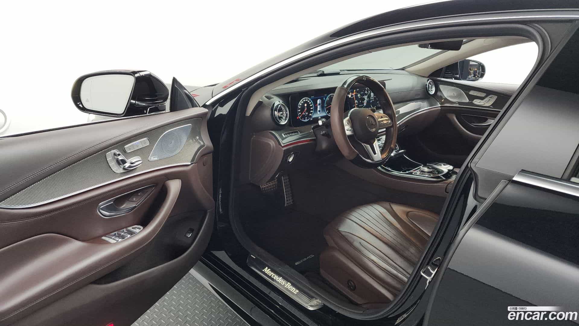 CLS-Class Mercedes-Benz 2018.11-INNER-010