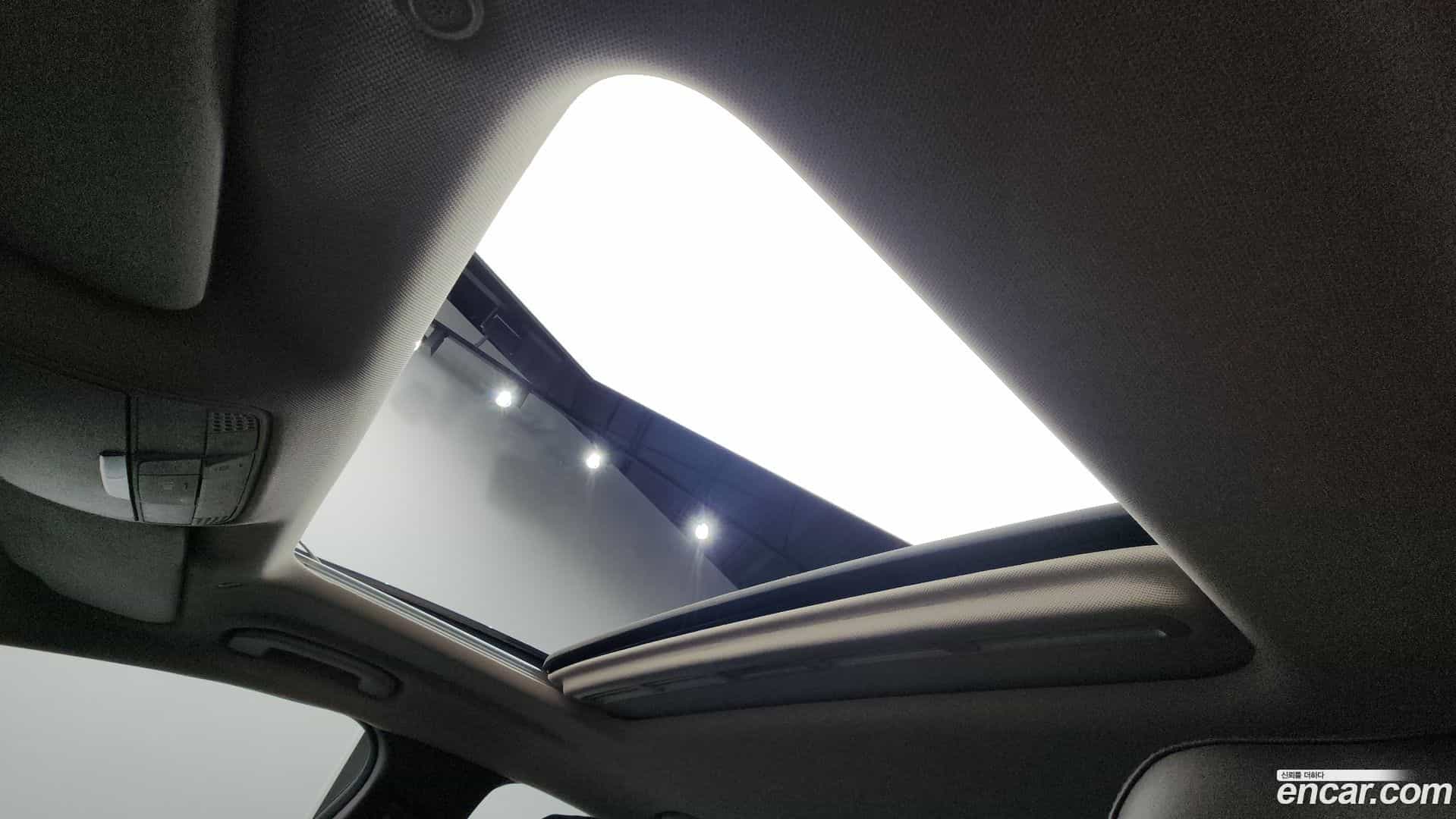 CLS-Class Mercedes-Benz 2018.11-OPTION-023