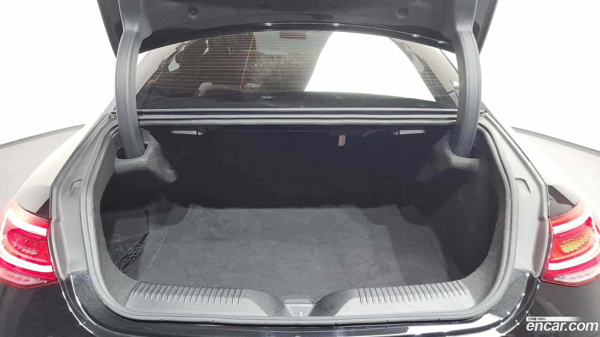 CLS-Class Mercedes-Benz 2018.11-OPTION-024