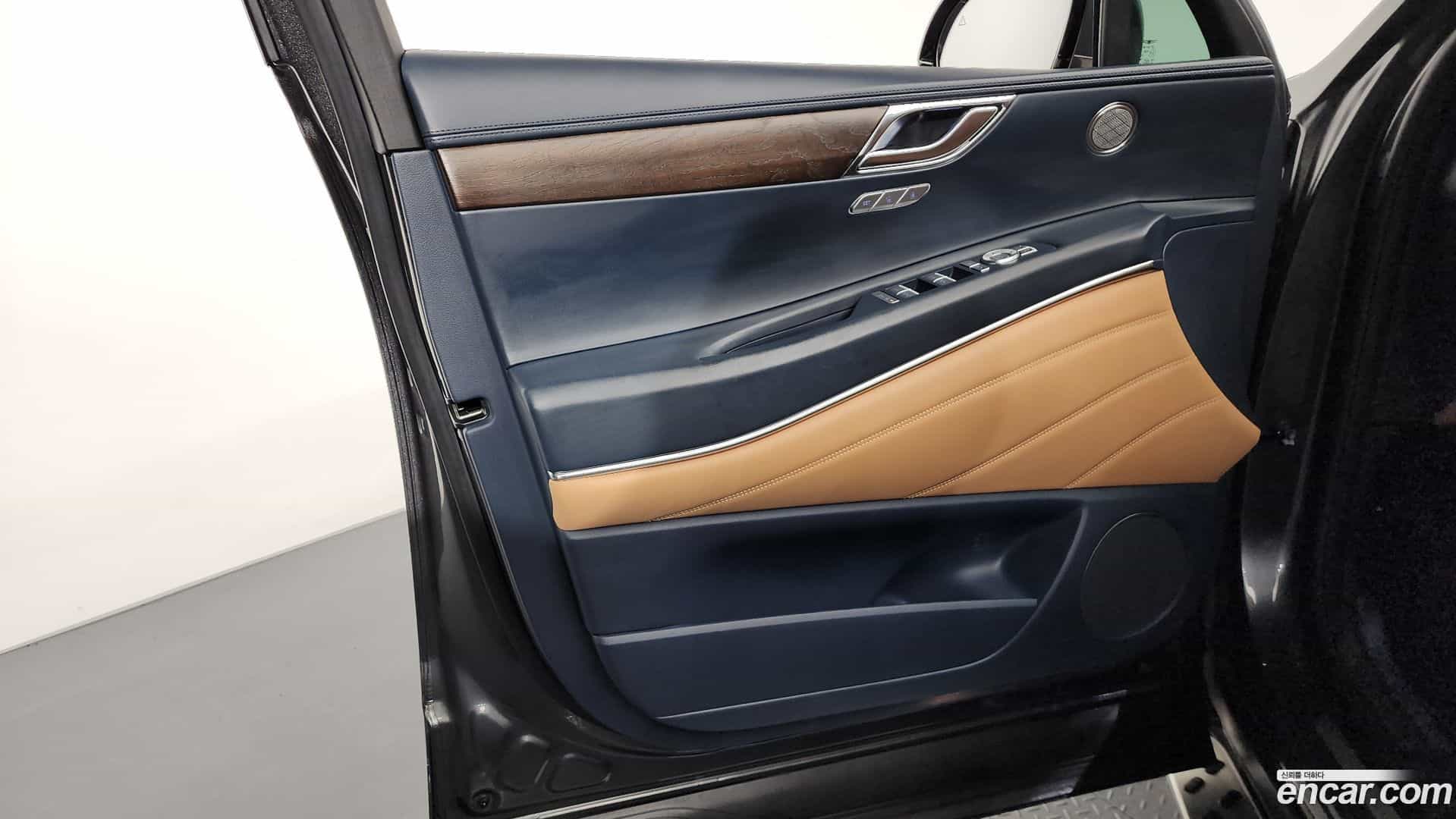 GV80 Genesis 2022.3-INNER-034