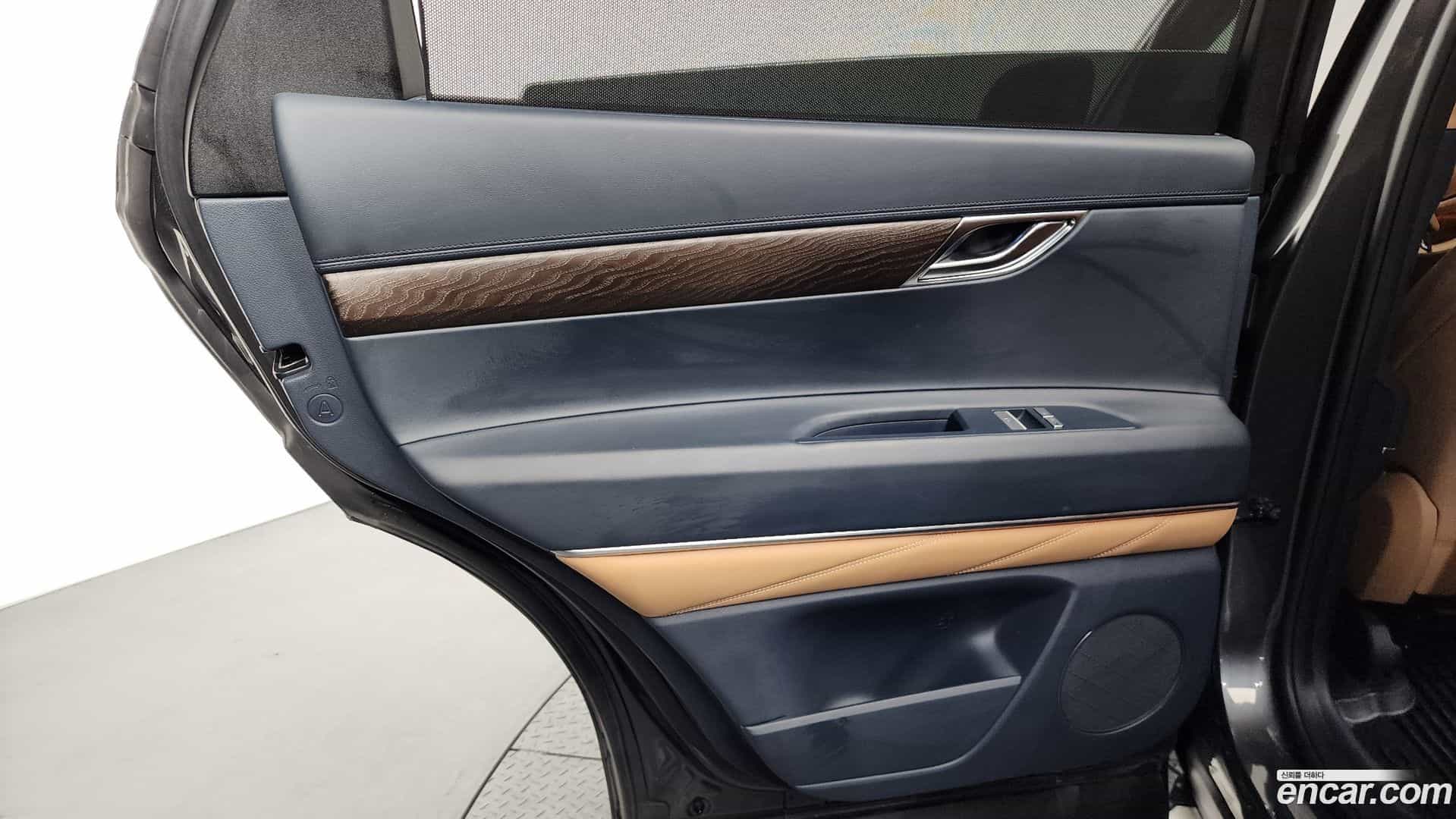 GV80 Genesis 2022.3-INNER-035