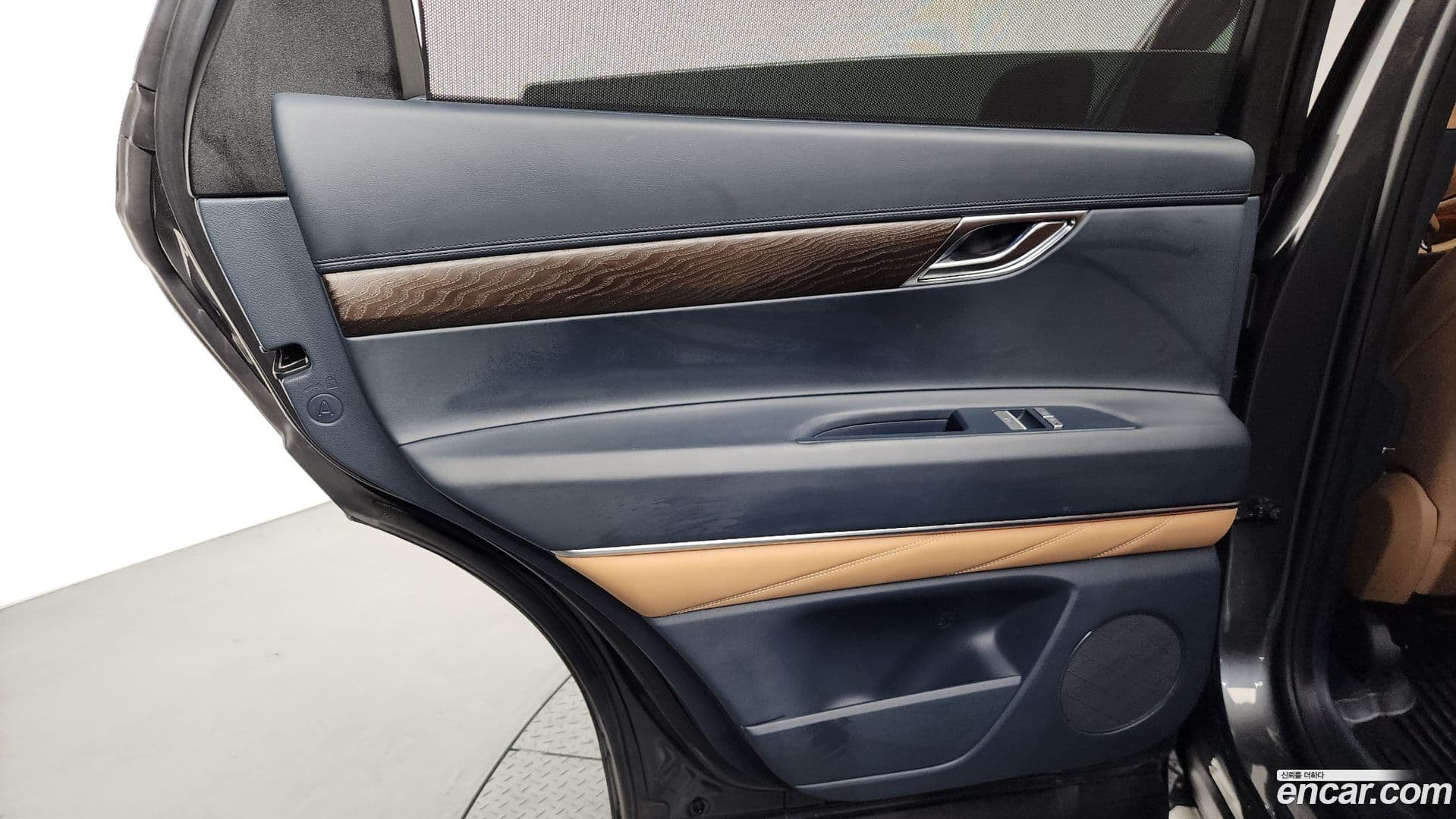 Main__Slider__Photo:GV80 Genesis 2022.3-24