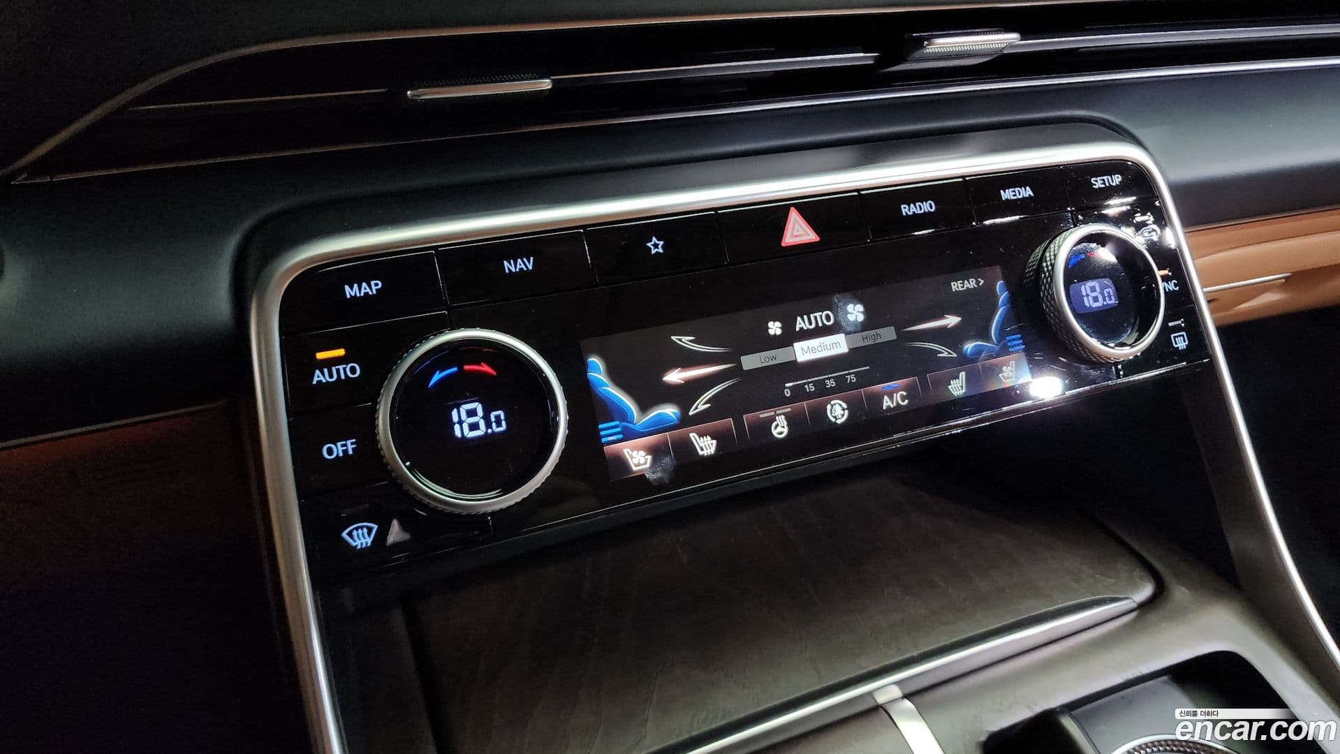 Main__Slider__Photo:GV80 Genesis 2022.3-31
