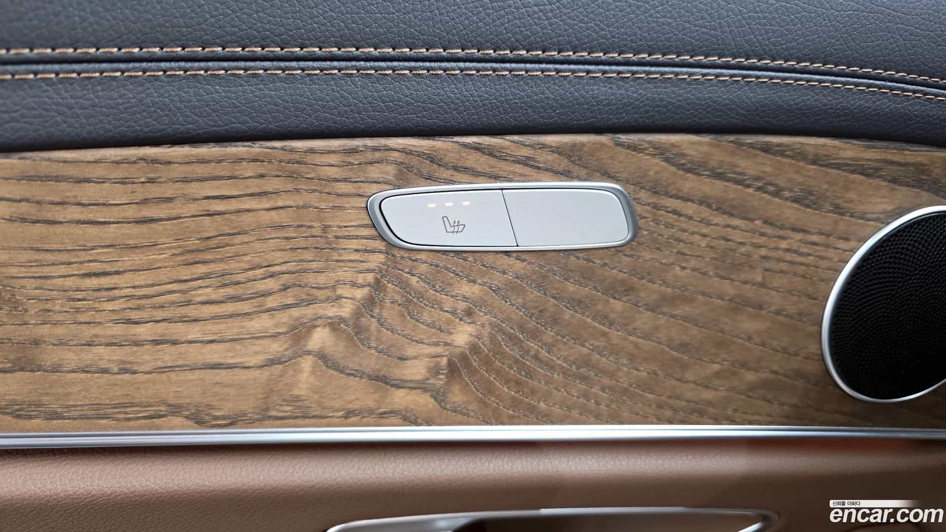 E-Class Mercedes-Benz 2022.4-OPTION-023