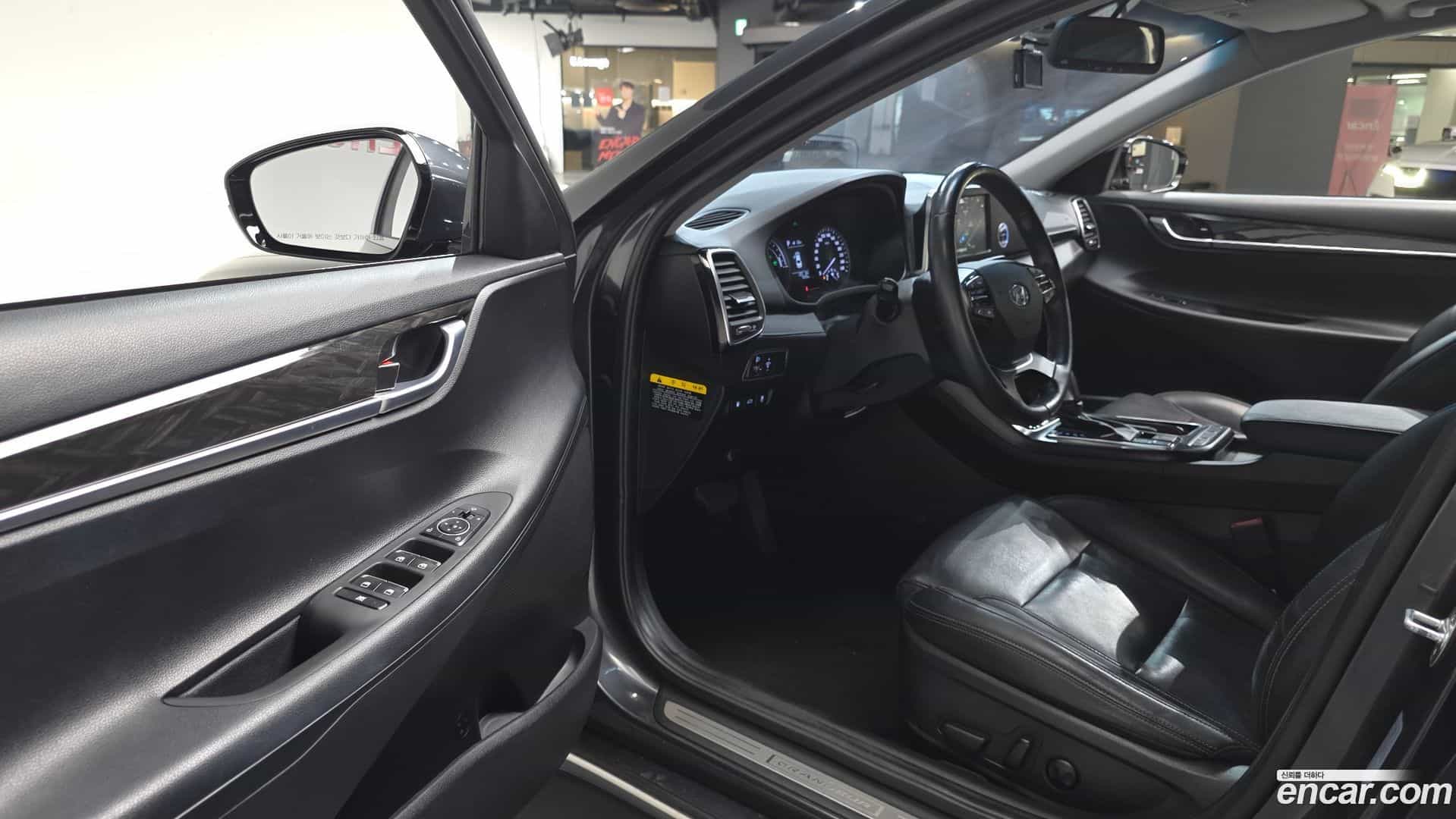 Grandeur Hyundai 2017.3-INNER-010