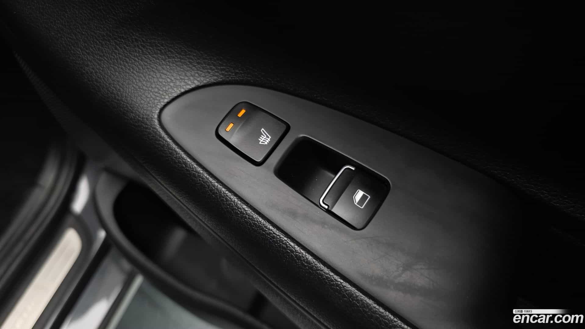 Grandeur Hyundai 2017.3-OPTION-041