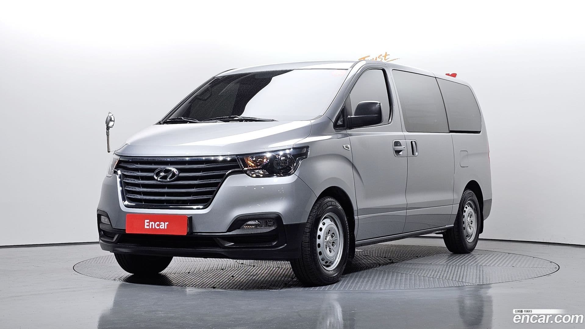 Main__Slider__Photo:Starex Hyundai 2020.9-0