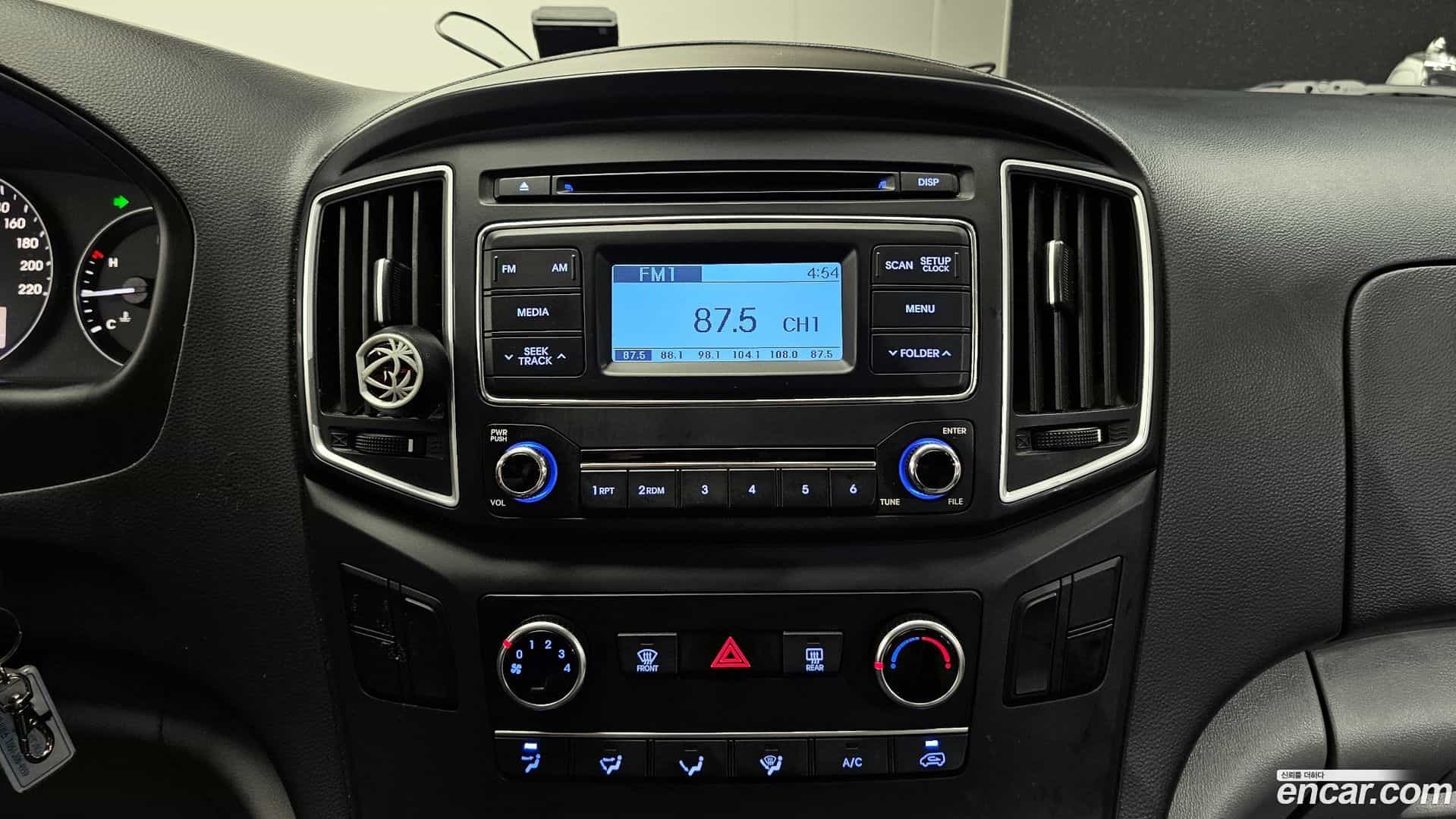 Starex Hyundai 2020.9-OPTION-018