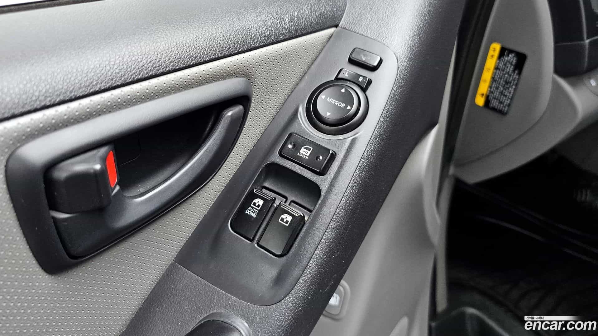 Starex Hyundai 2020.9-OPTION-020