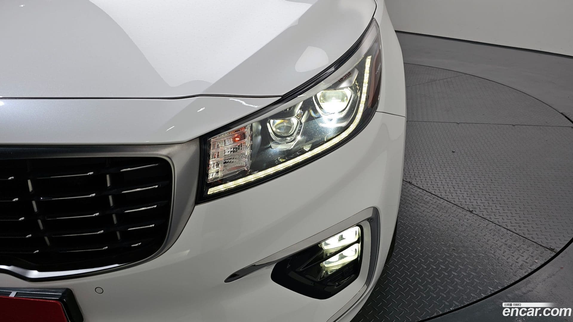 Main__Slider__Photo:Canival Kia 2018.3-21