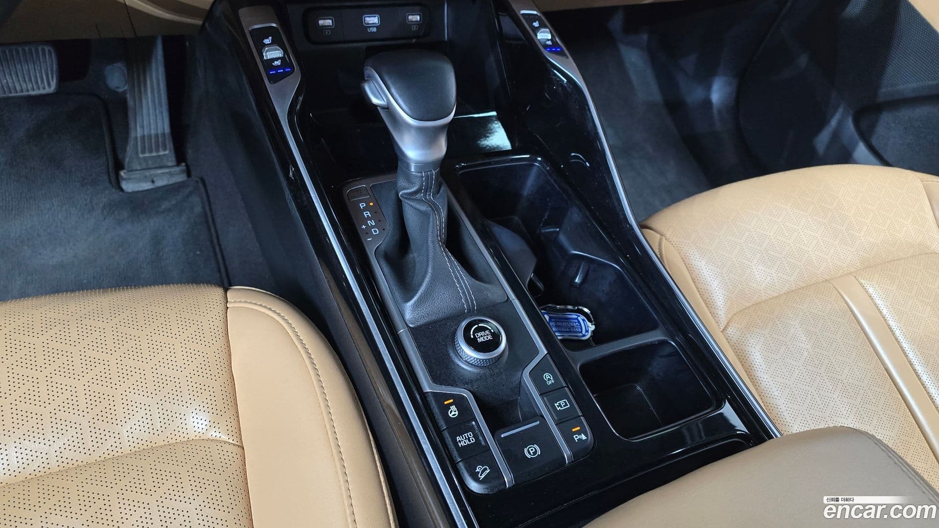 Main__Slider__Photo:Sorento Kia 2020.9-8