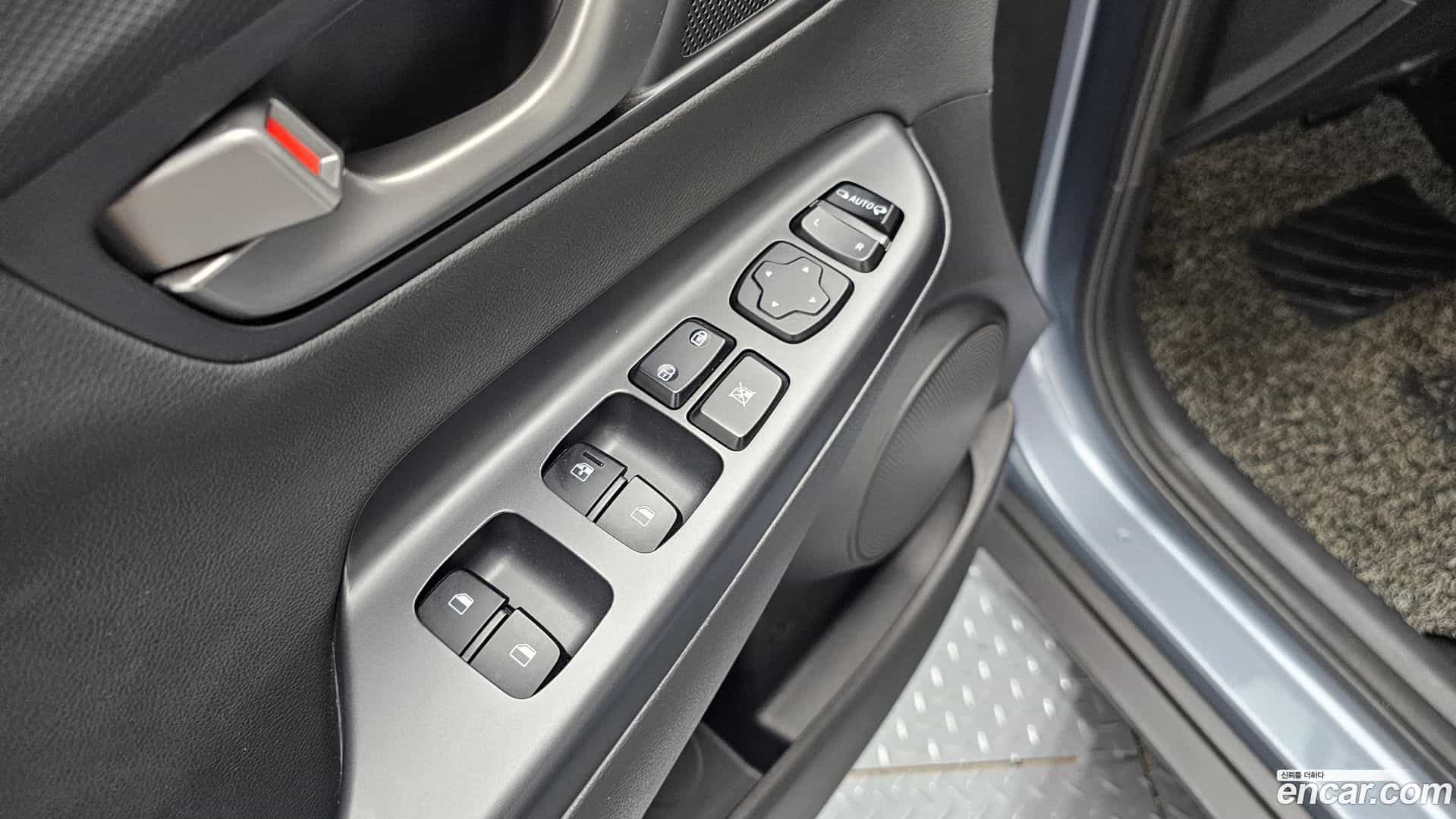 Kona Hyundai 2018.7-OPTION-020