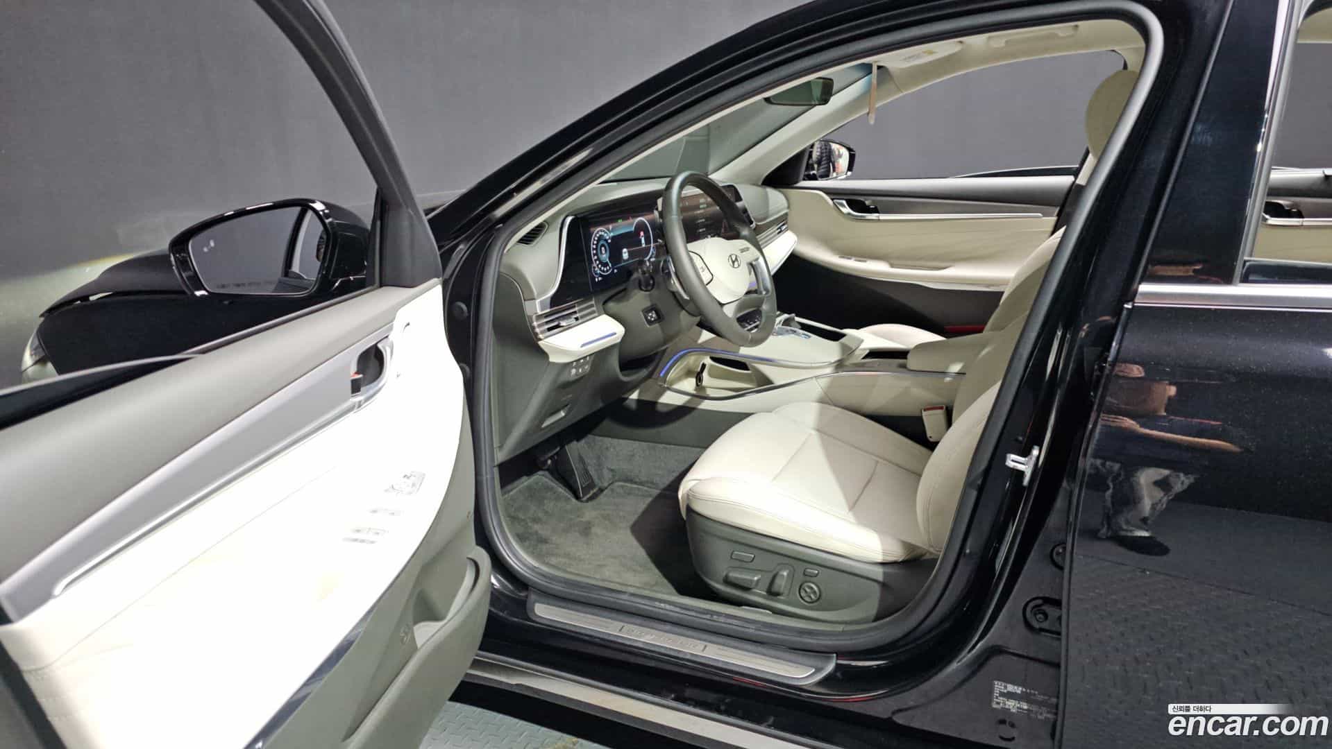 Grandeur Hyundai 2022.6-INNER-010