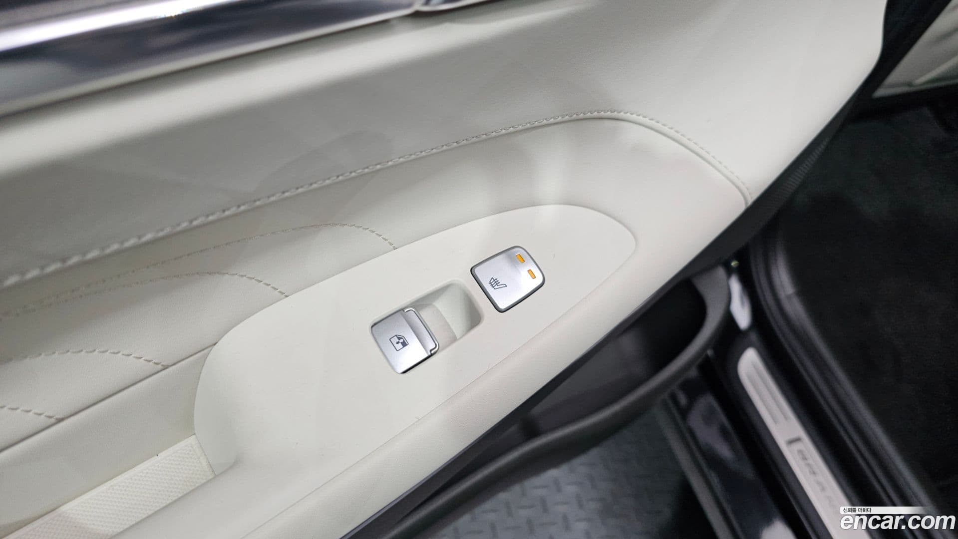 Main__Slider__Photo:Grandeur Hyundai 2022.6-18