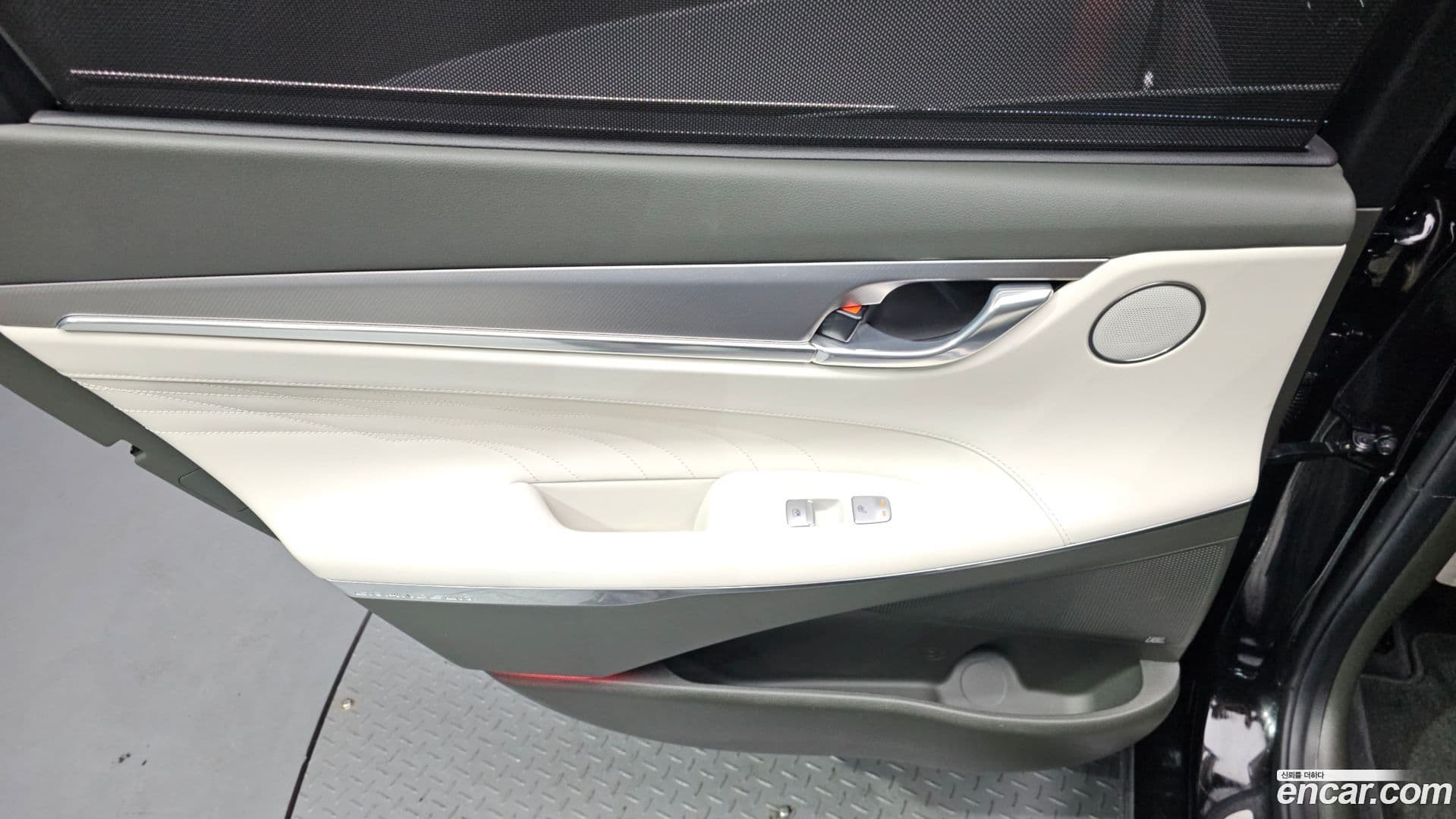 Main__Slider__Photo:Grandeur Hyundai 2022.6-24