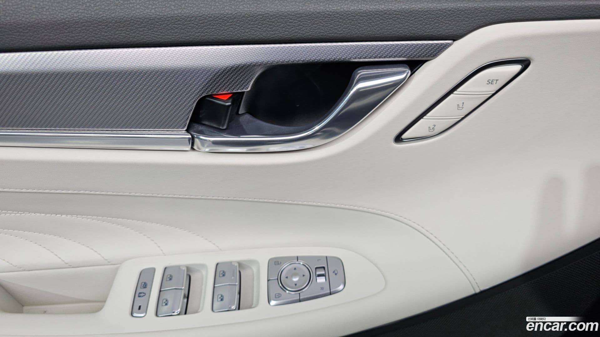 Main__Slider__Photo:Grandeur Hyundai 2022.6-26