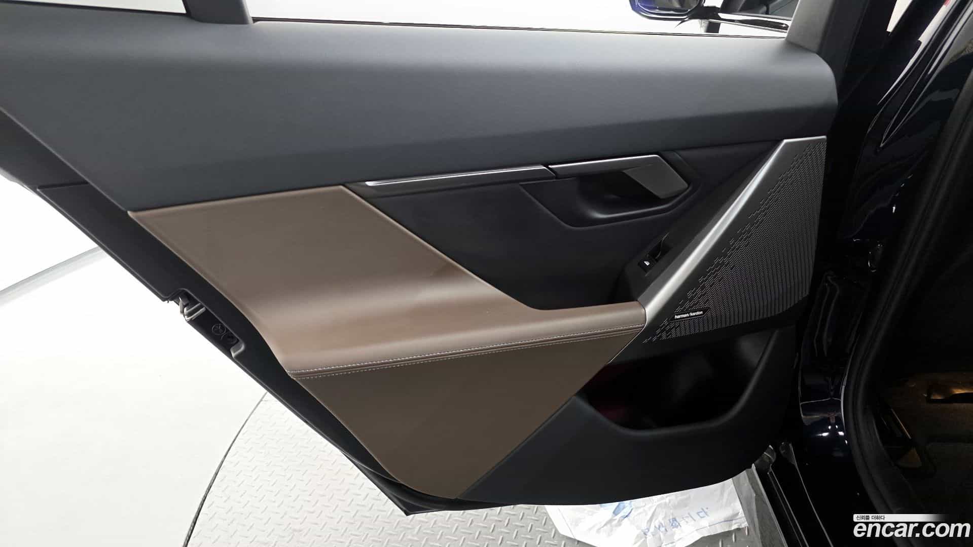 5-Series BMW 2025.5-INNER-035