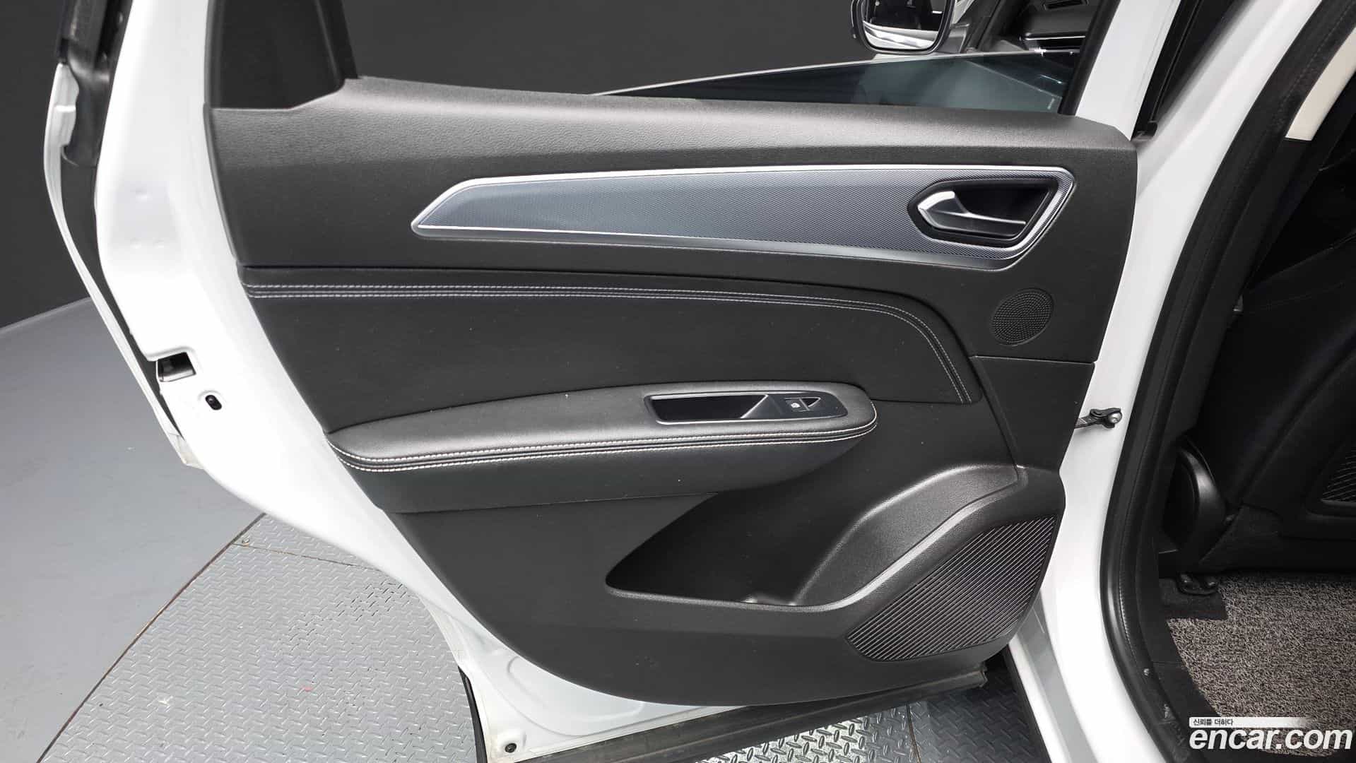 XM3 Renault Korea 2020.11-INNER-035