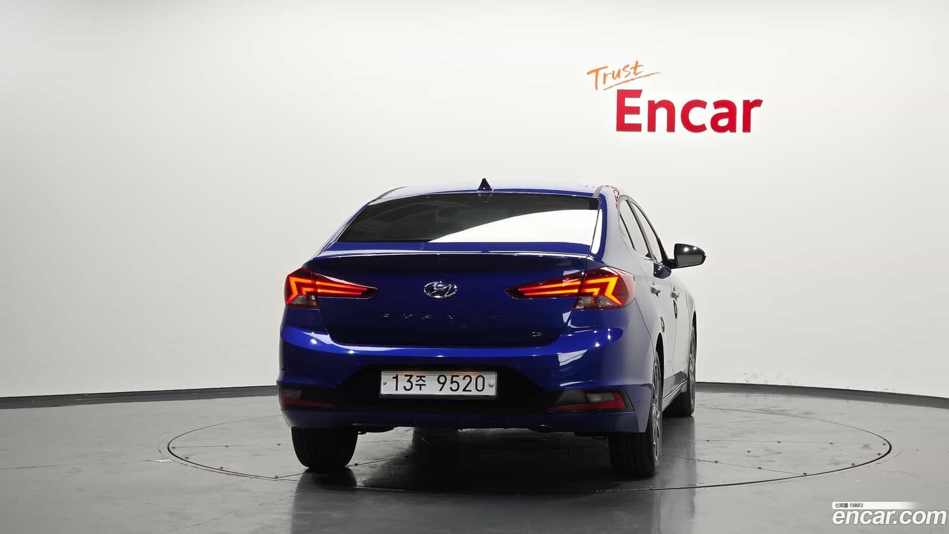 AVANTE Hyundai 2018.8-OUTER-004