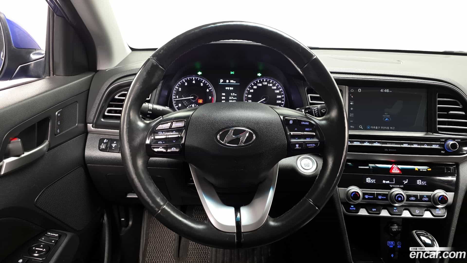 AVANTE Hyundai 2018.8-OPTION-017
