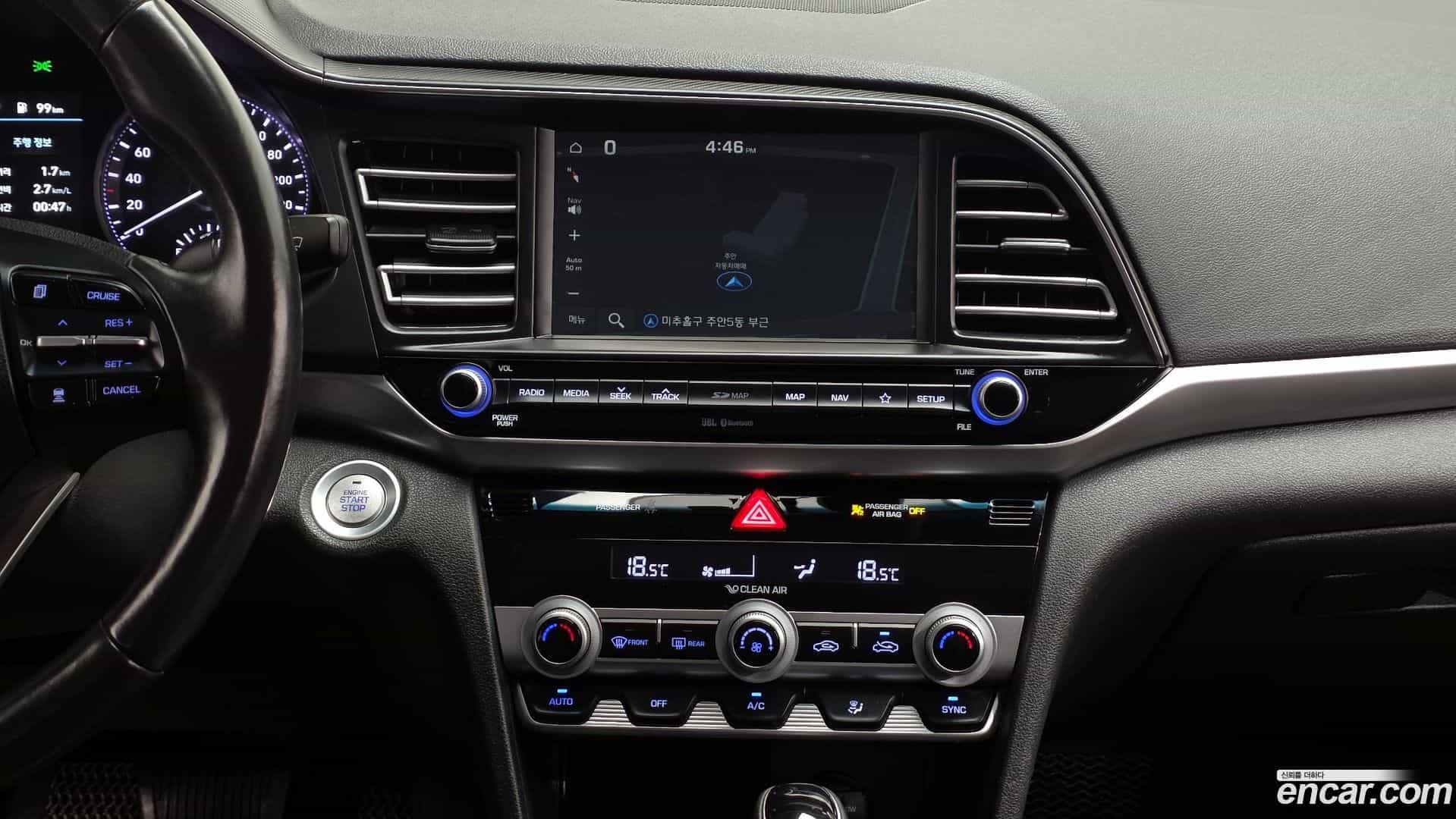 AVANTE Hyundai 2018.8-OPTION-018