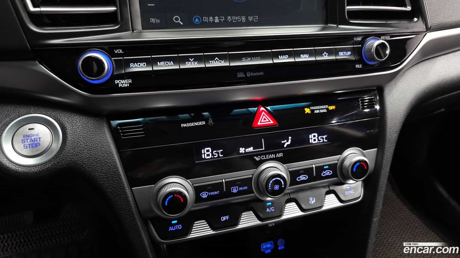 AVANTE Hyundai 2018.8-OPTION-044