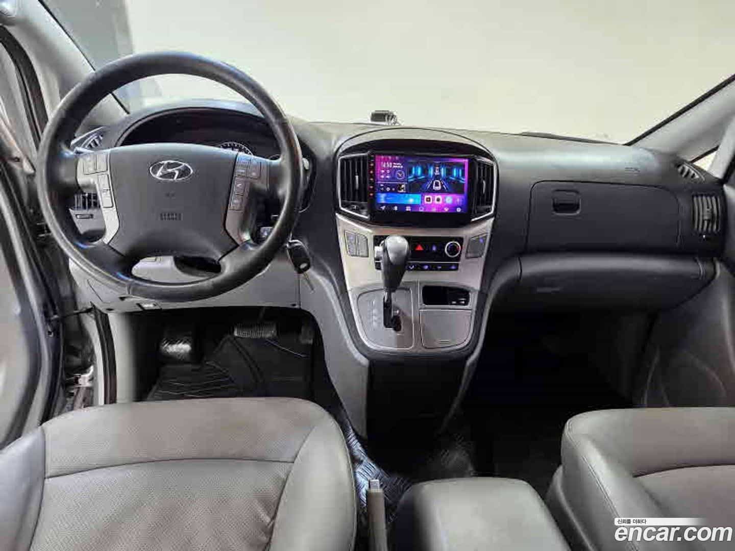 Starex Hyundai 2019.6-OPTION-021