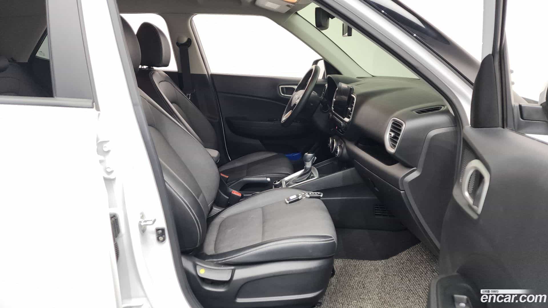 Venue Hyundai 2019.10-OPTION-015