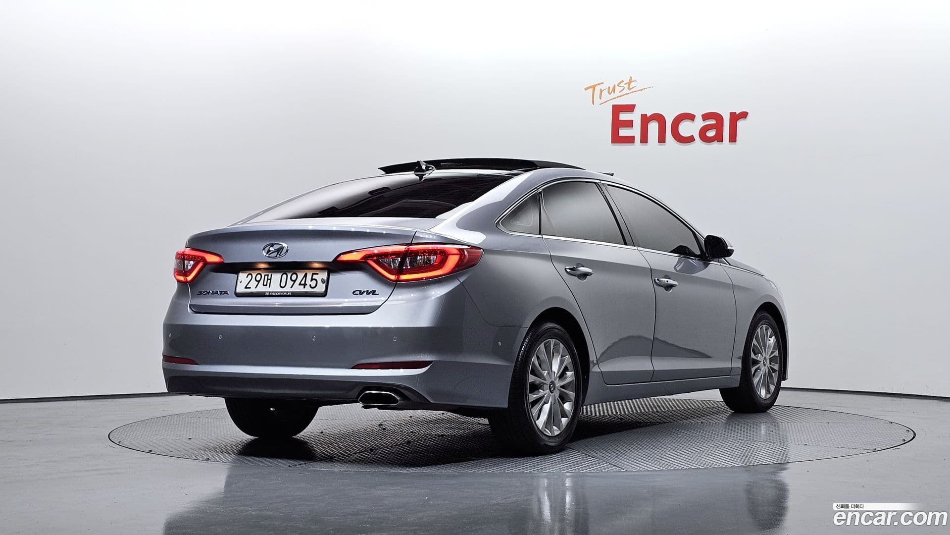 Main__Slider__Photo:Sonata Hyundai 2016.0-1
