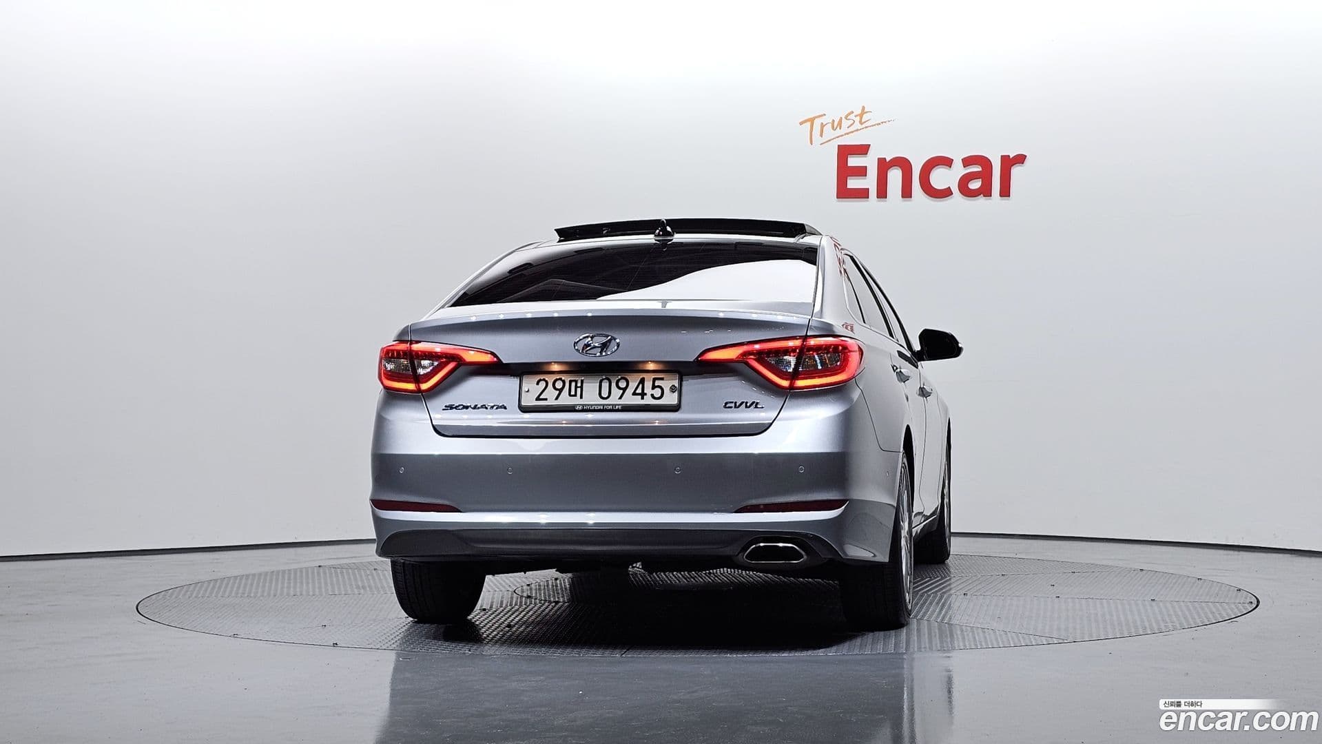 Main__Slider__Photo:Sonata Hyundai 2016.0-3