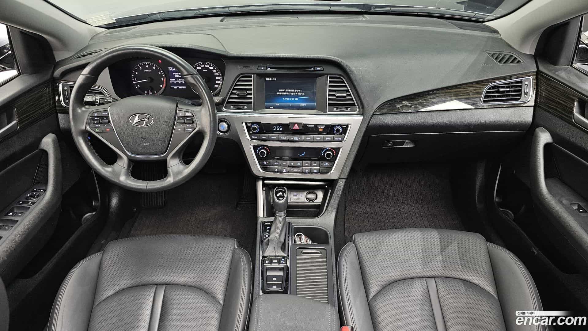 Sonata Hyundai 2016.0-INNER-007
