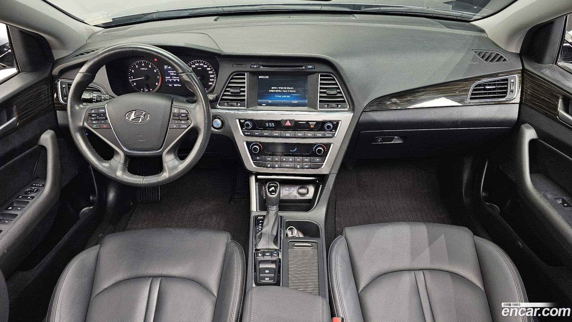 Main__Slider__Photo:Sonata Hyundai 2016.0-6