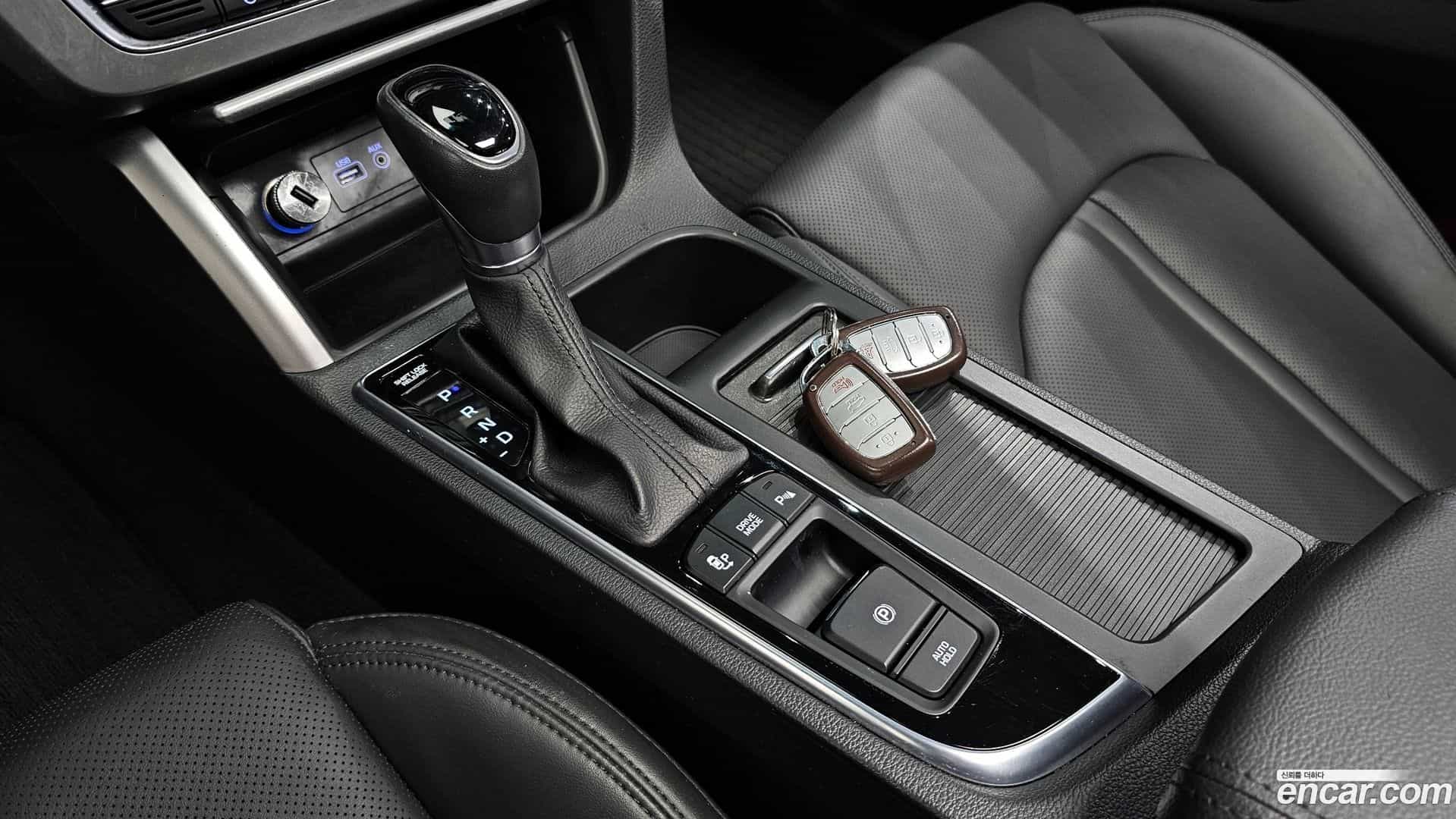 Sonata Hyundai 2016.0-INNER-009