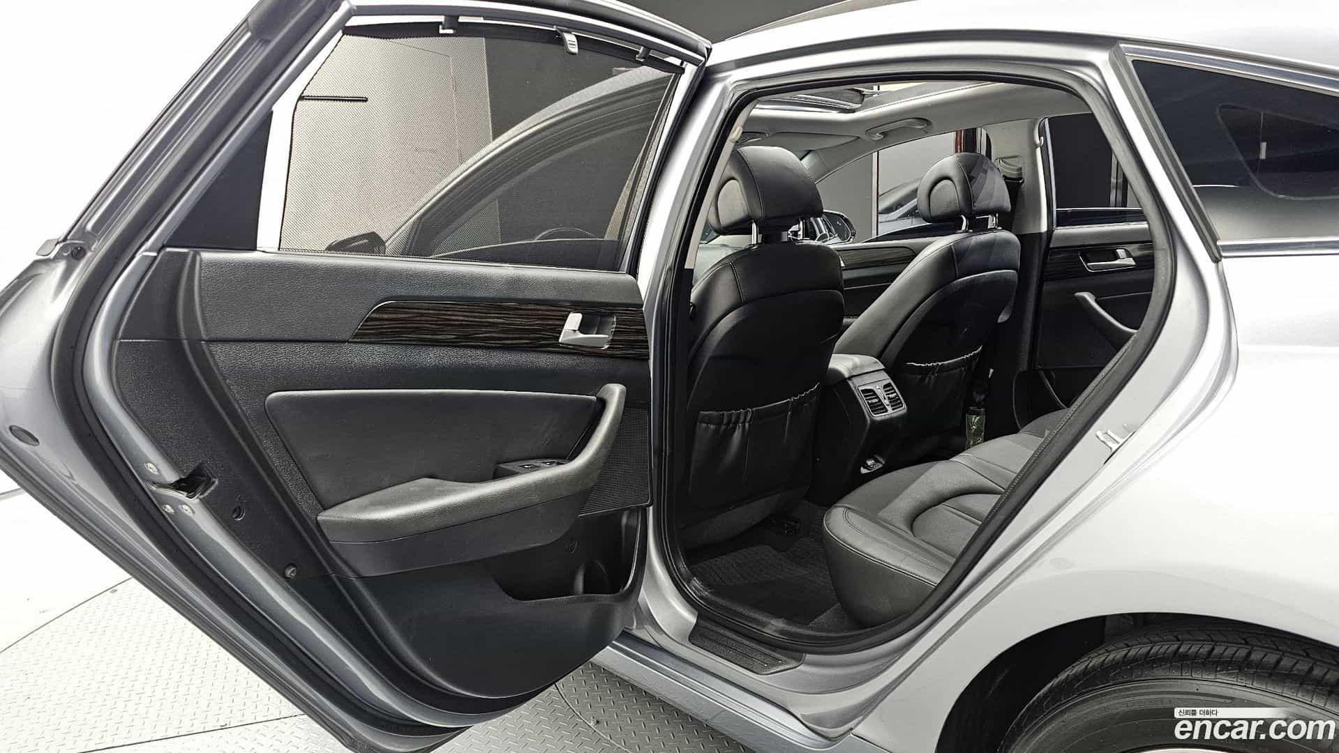 Sonata Hyundai 2016.0-OPTION-016