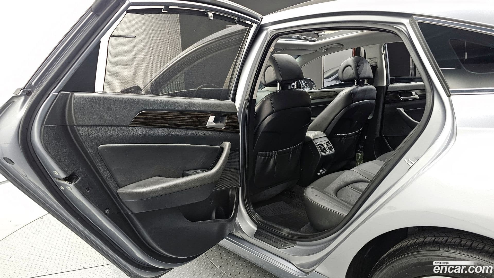 Main__Slider__Photo:Sonata Hyundai 2016.0-11
