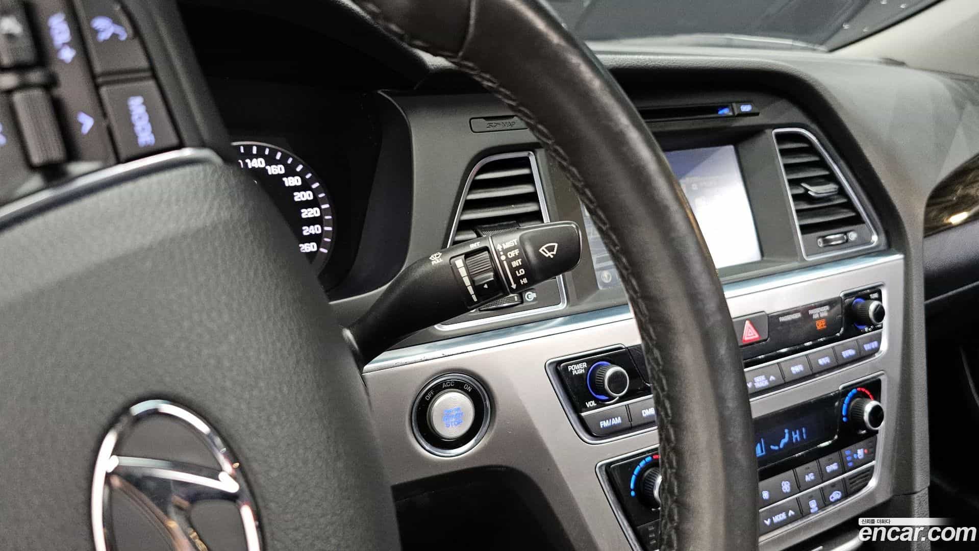 Sonata Hyundai 2016.0-OPTION-020