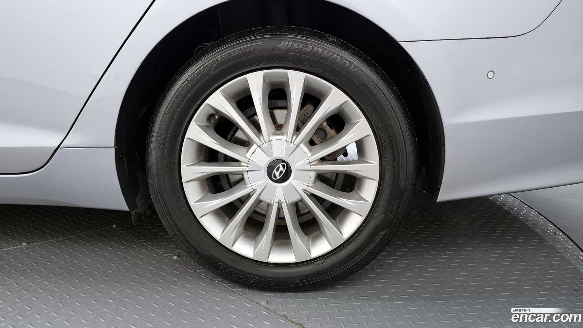 Sonata Hyundai 2016.0-OUTER-031